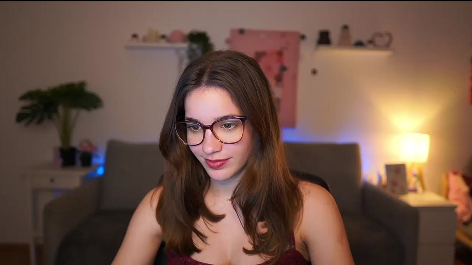 Gallery image thumbnail from Kissiecat's myfreecams stream on, 02/13/2026, 21:25 image 12 of 20