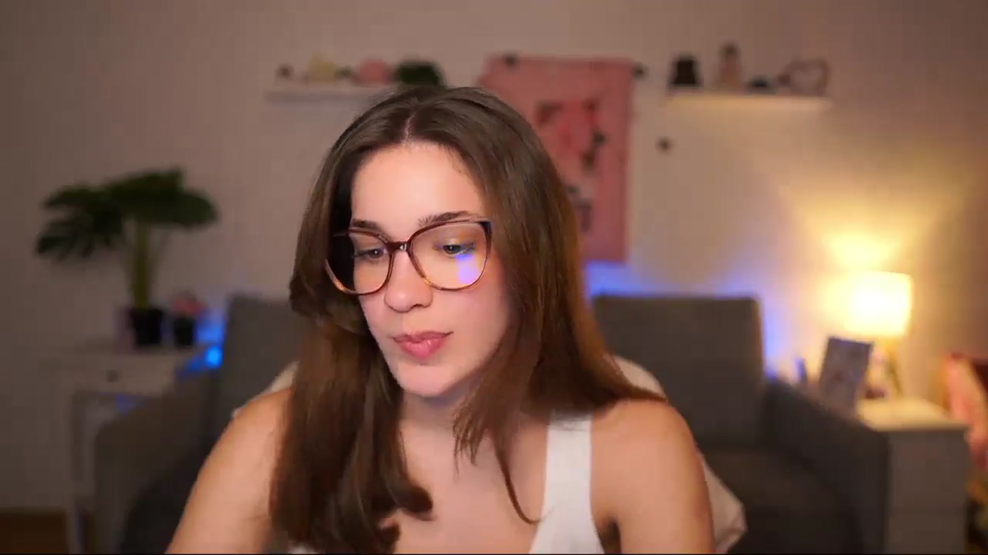 Gallery image thumbnail from Kissiecat's myfreecams stream on, 02/18/2026, 15:25 image 8 of 20