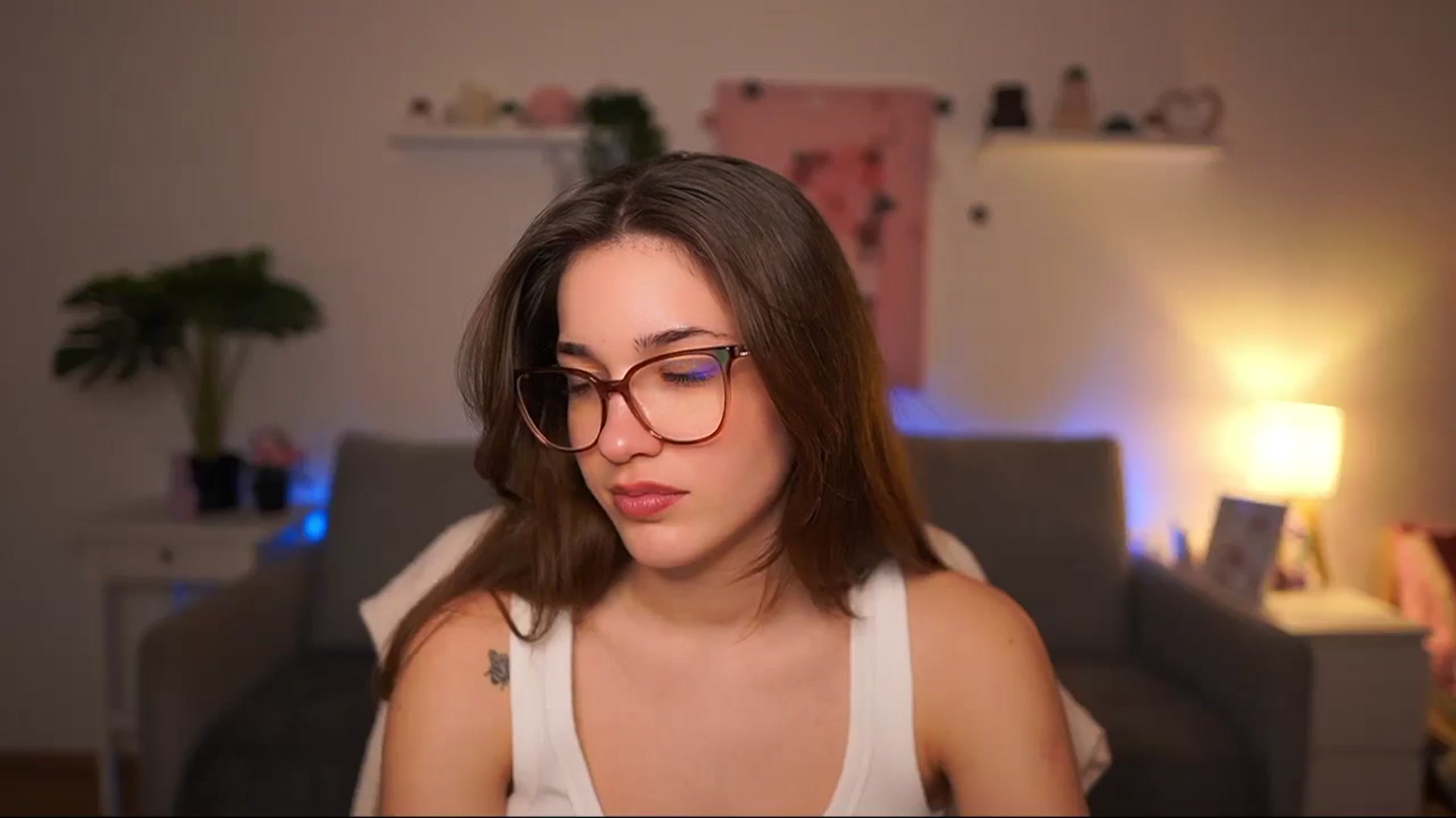 Gallery image thumbnail from Kissiecat's myfreecams stream on, 02/18/2026, 17:37 image 6 of 20
