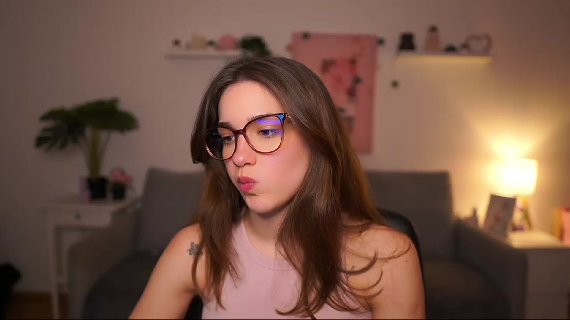 Gallery image thumbnail from Kissiecat's myfreecams stream on, 02/20/2026, 21:04 image 7 of 20