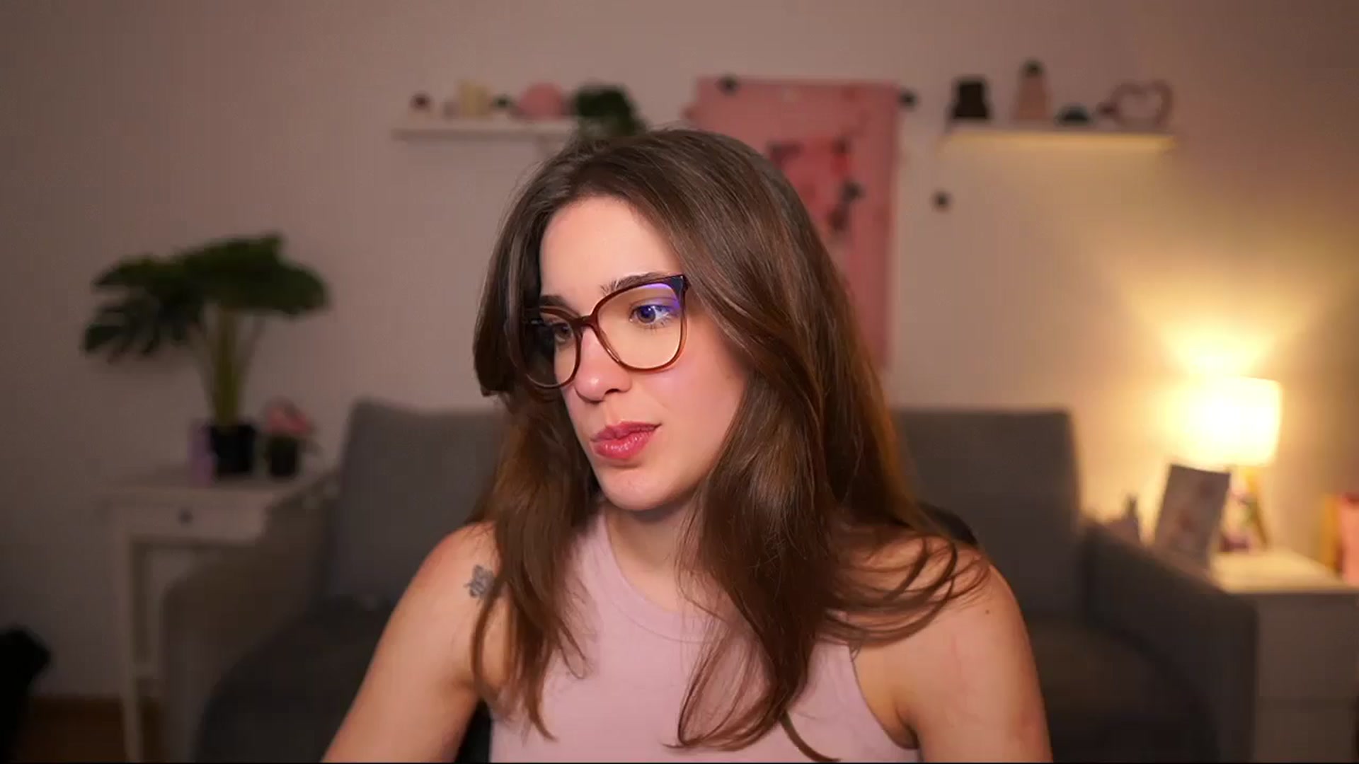 Gallery image thumbnail from Kissiecat's myfreecams stream on, 02/20/2026, 21:04 image 6 of 20