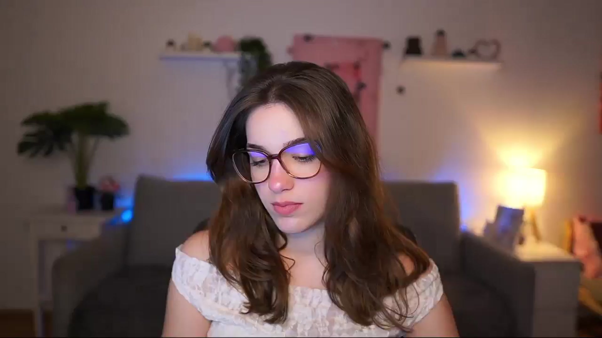 Gallery image thumbnail from Kissiecat's myfreecams stream on, 02/24/2026, 14:46 image 1 of 20