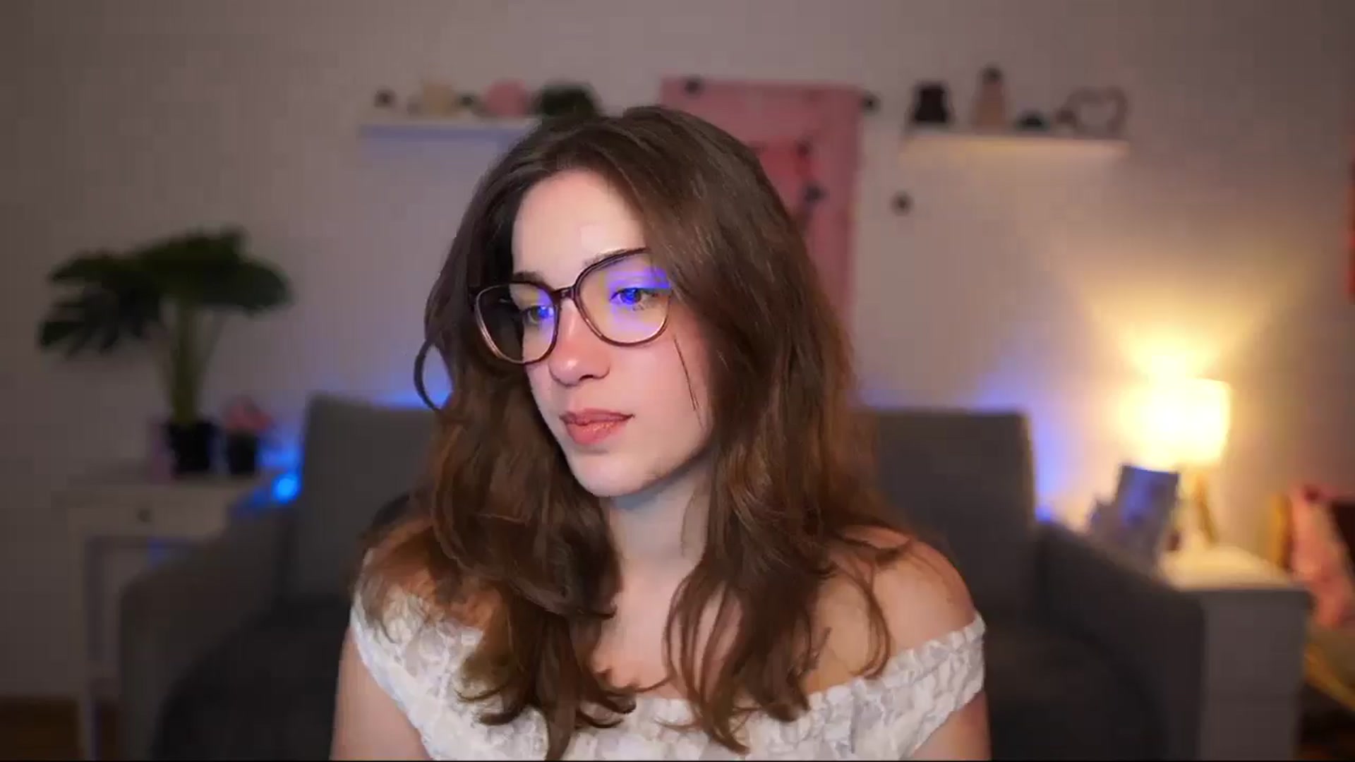 Gallery image thumbnail from Kissiecat's myfreecams stream on, 02/24/2026, 14:46 image 14 of 20