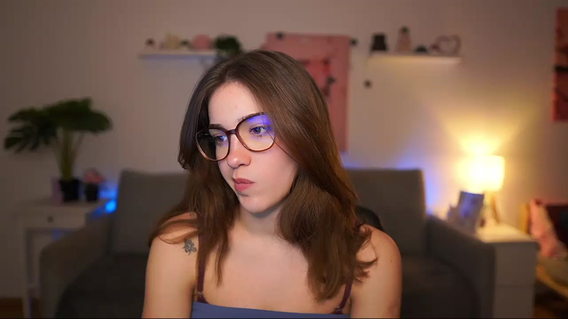 Gallery image thumbnail from Kissiecat's myfreecams stream on, 02/25/2026, 15:34 image 17 of 20