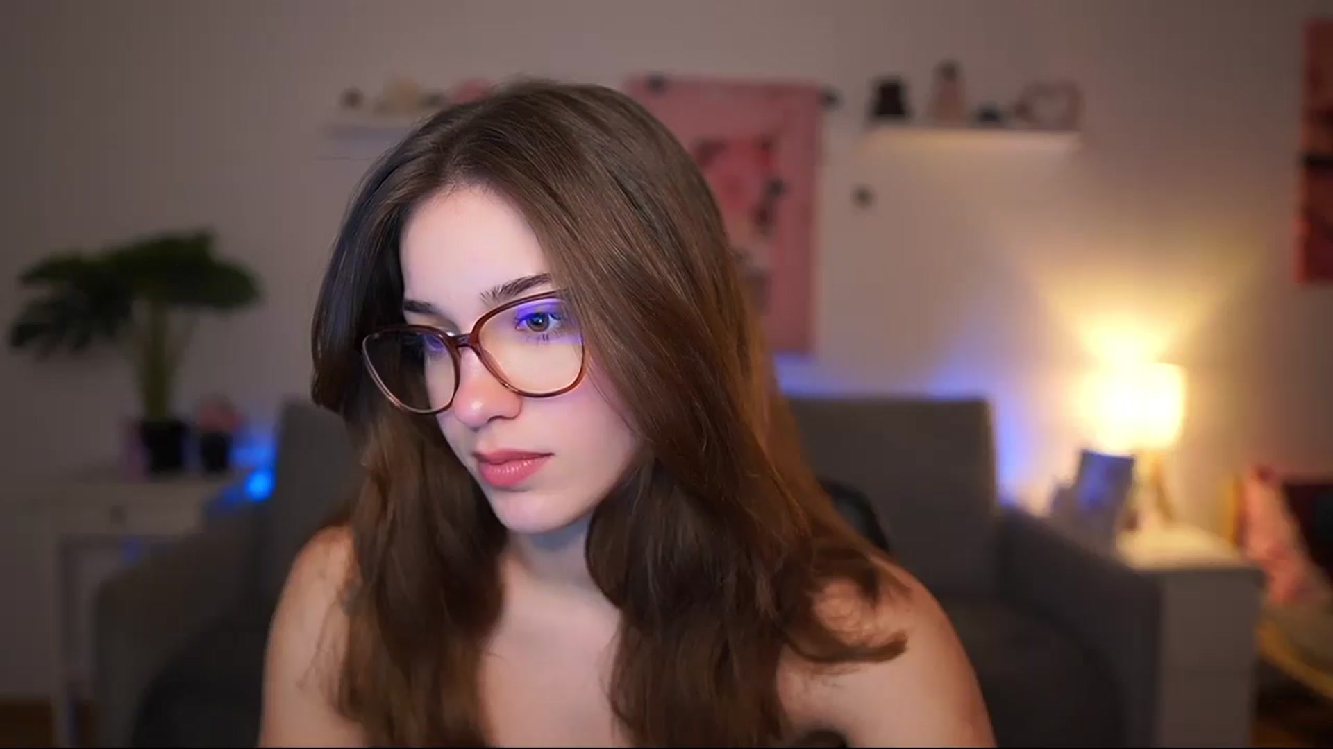 Gallery image thumbnail from Kissiecat's myfreecams stream on, 02/25/2026, 15:34 image 3 of 20