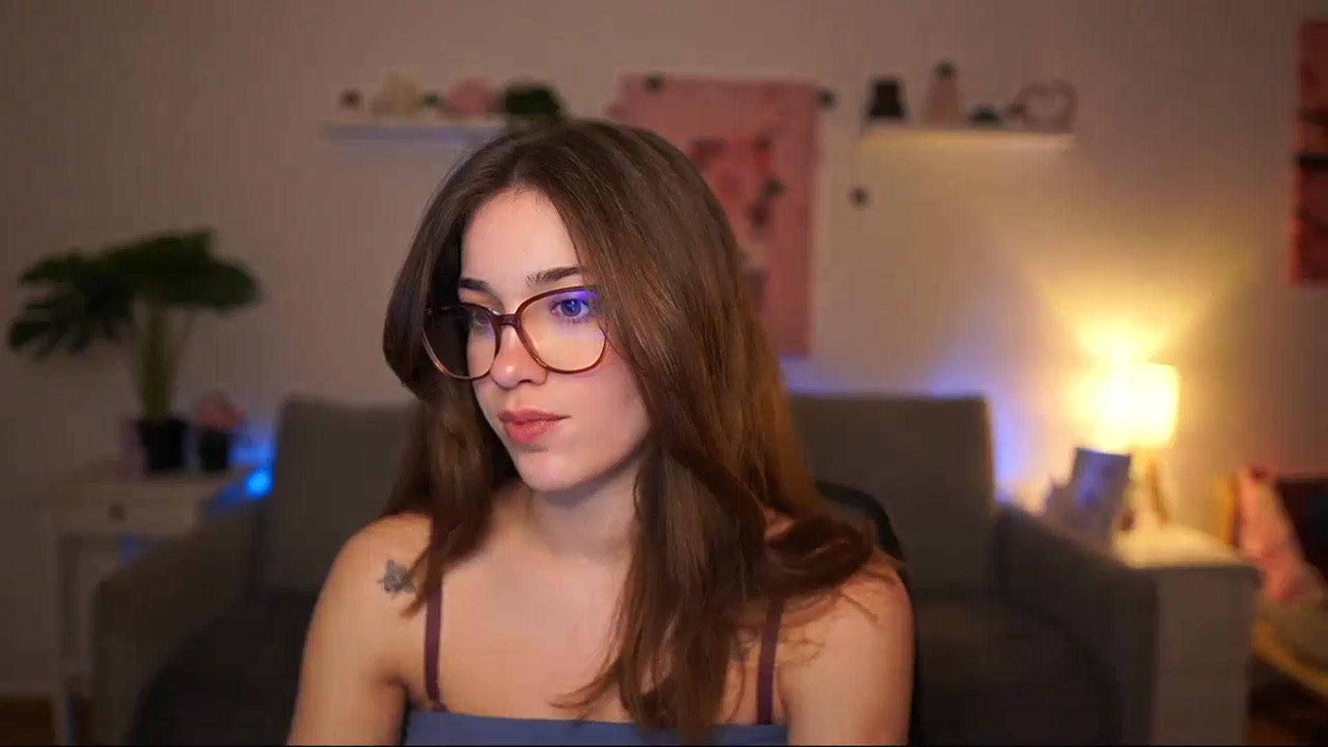 Gallery image thumbnail from Kissiecat's myfreecams stream on, 02/25/2026, 16:43 image 9 of 20