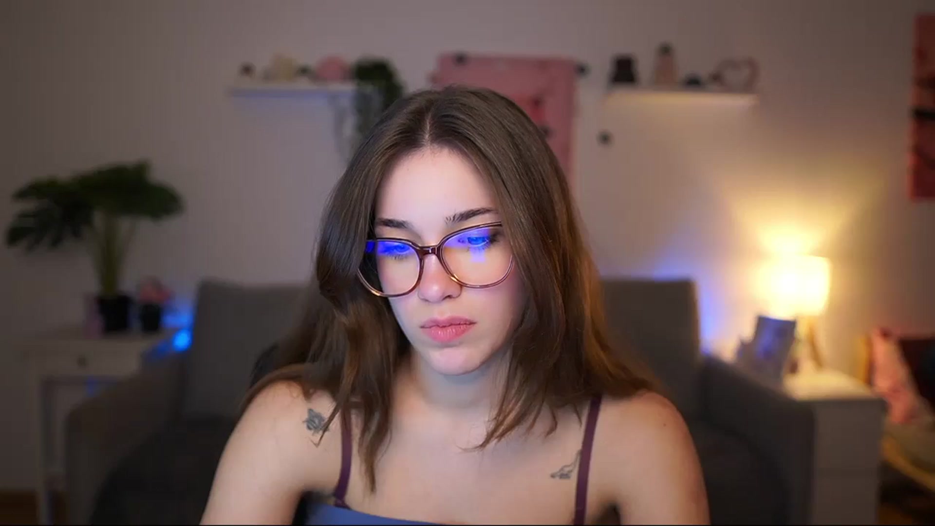 Gallery image thumbnail from Kissiecat's myfreecams stream on, 02/25/2026, 16:43 image 17 of 20