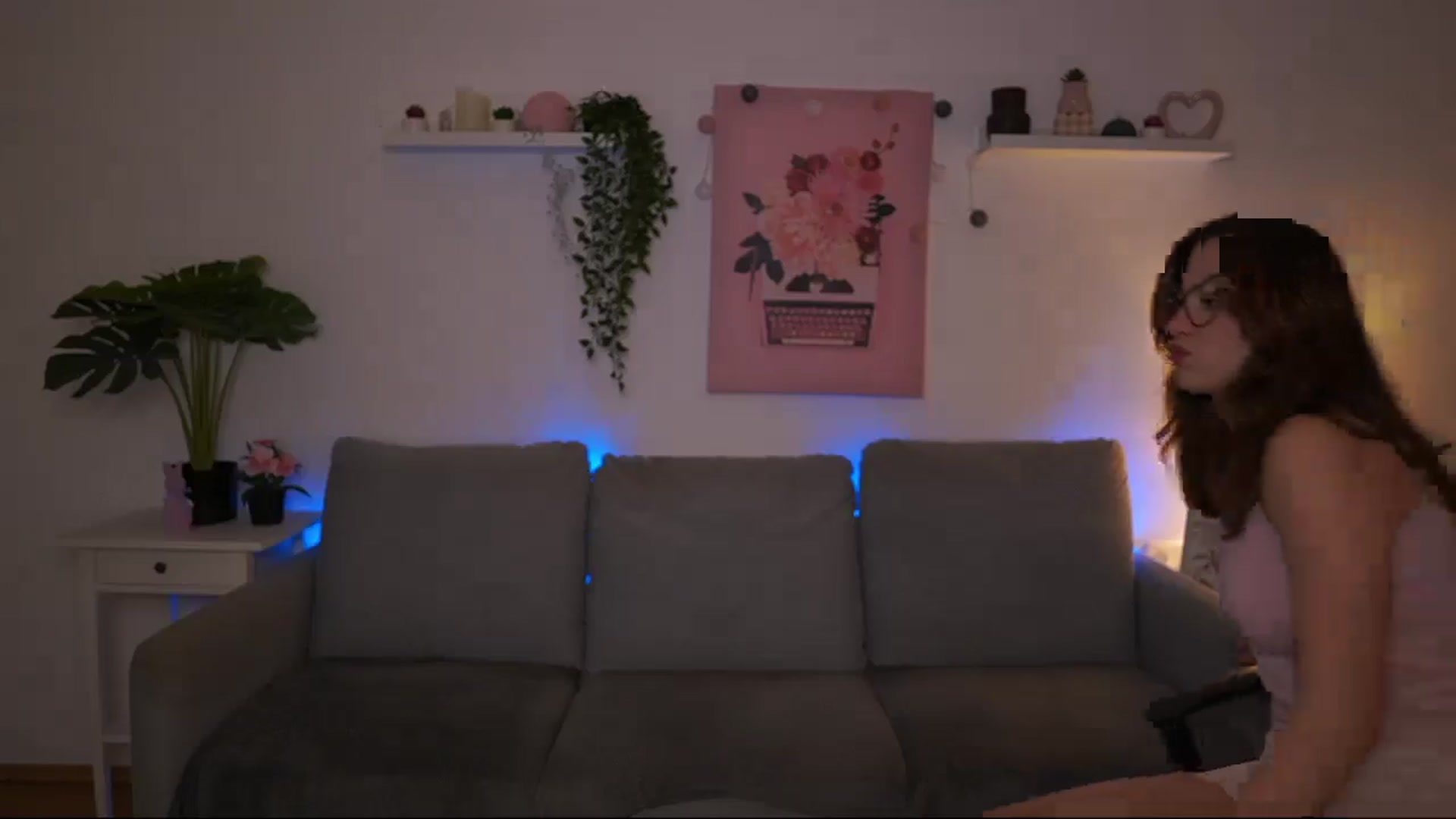 Gallery image thumbnail from Kissiecat's myfreecams stream on, 03/11/2026, 14:58 image 4 of 20