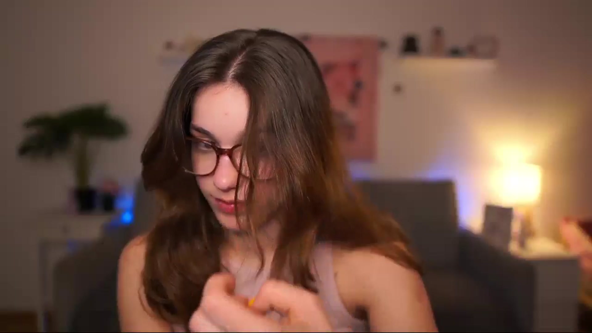 Gallery image thumbnail from Kissiecat's myfreecams stream on, 03/11/2026, 17:03 image 4 of 20