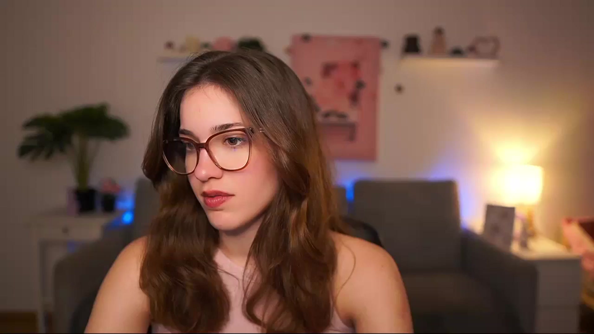 Gallery image thumbnail from Kissiecat's myfreecams stream on, 03/11/2026, 17:03 image 2 of 20