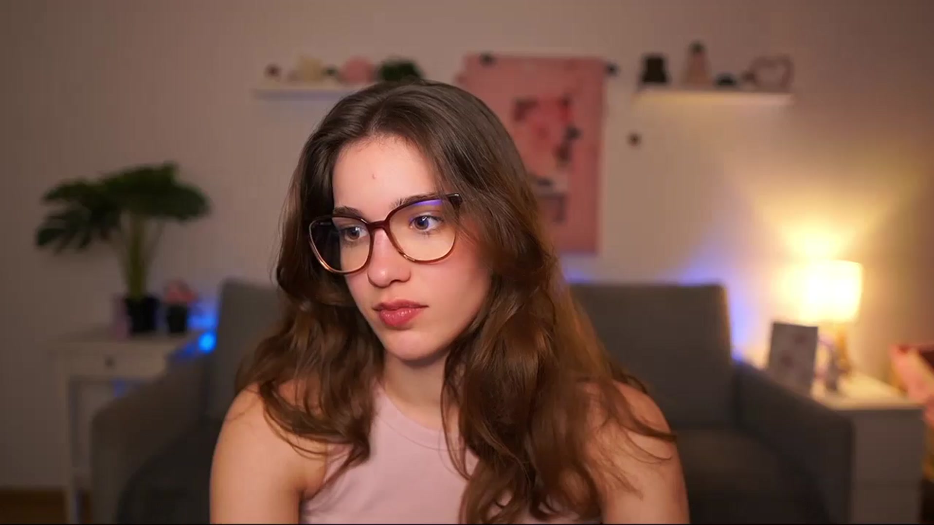 Gallery image thumbnail from Kissiecat's myfreecams stream on, 03/11/2026, 17:03 image 18 of 20