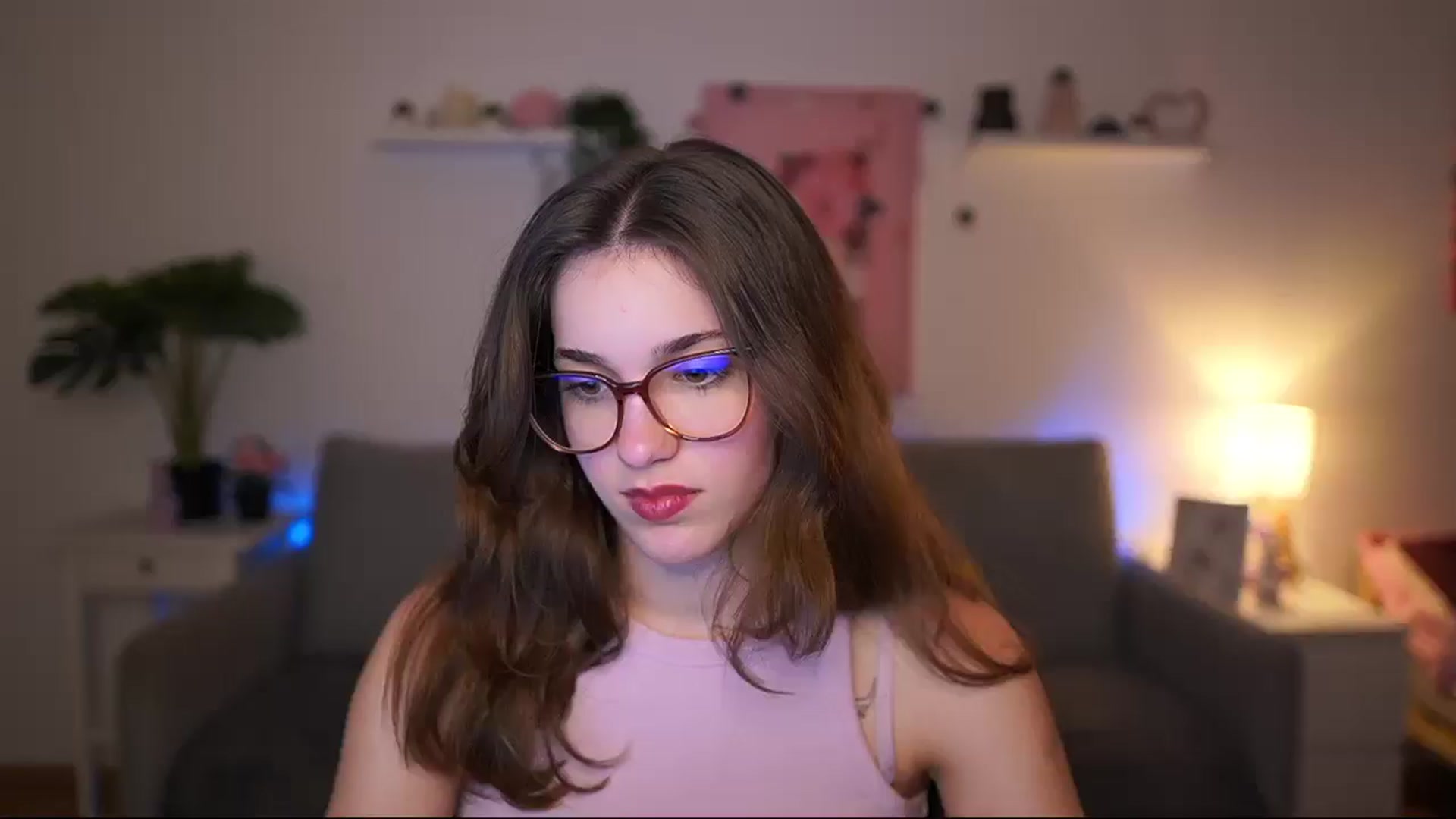 Gallery image thumbnail from Kissiecat's myfreecams stream on, 03/11/2026, 18:50 image 7 of 20