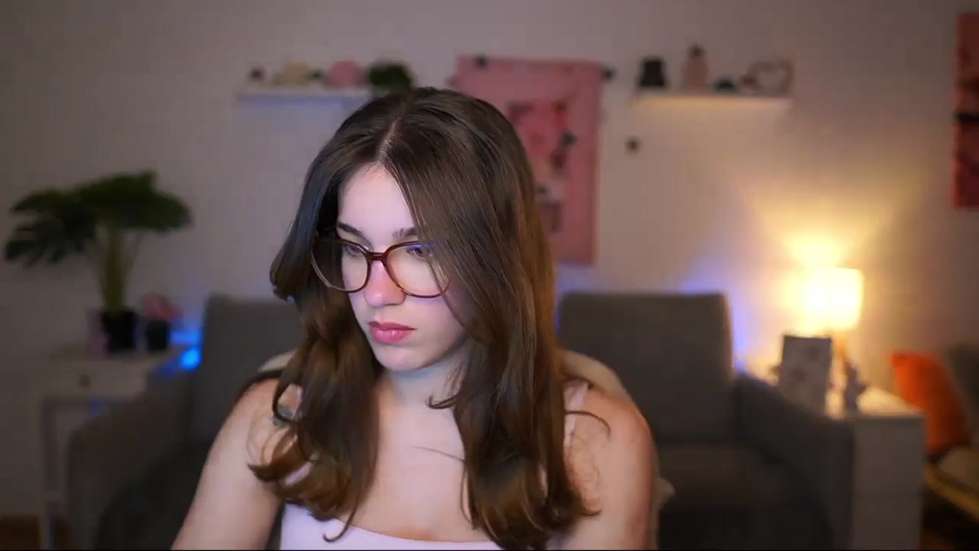Gallery image thumbnail from Kissiecat's myfreecams stream on, 03/24/2026, 15:08 image 14 of 20