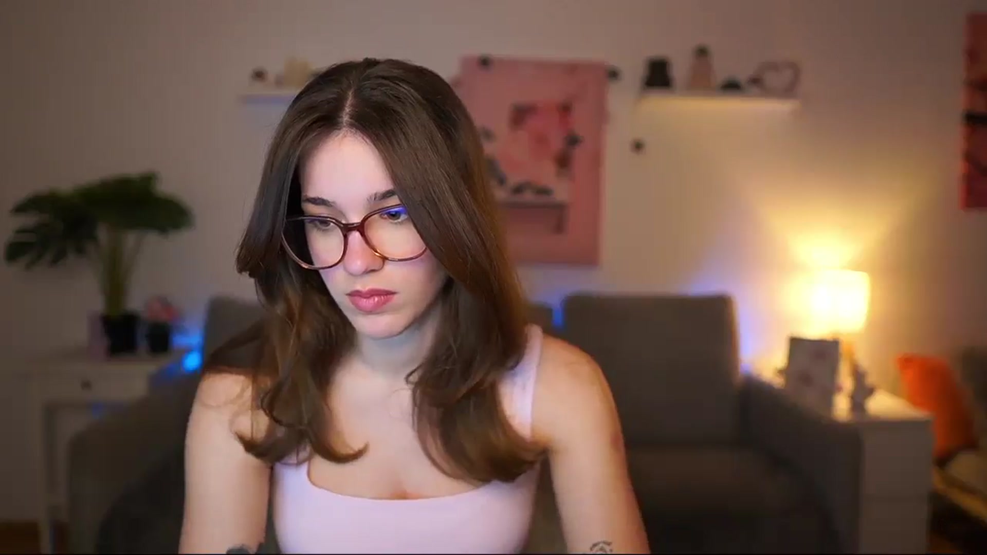 Gallery image thumbnail from Kissiecat's myfreecams stream on, 03/24/2026, 15:08 image 5 of 20