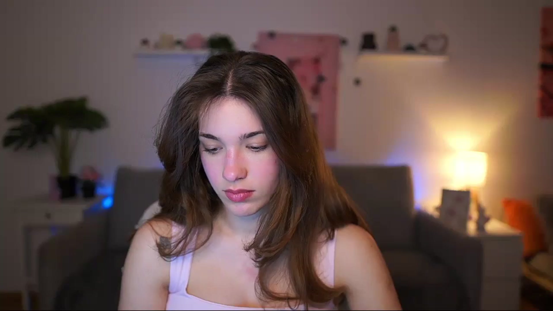 Gallery image thumbnail from Kissiecat's myfreecams stream on, 03/24/2026, 15:08 image 17 of 20
