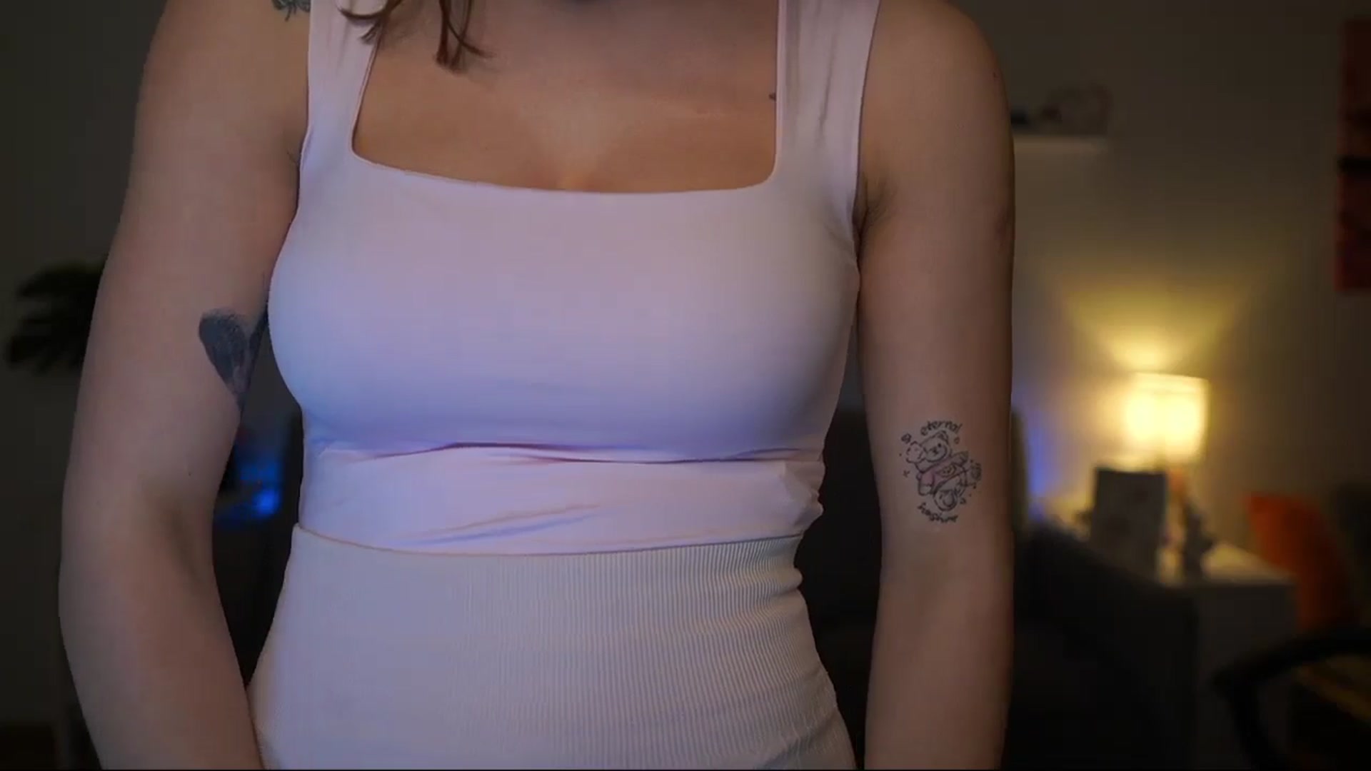 Gallery image thumbnail from Kissiecat's myfreecams stream on, 03/24/2026, 18:52 image 20 of 20