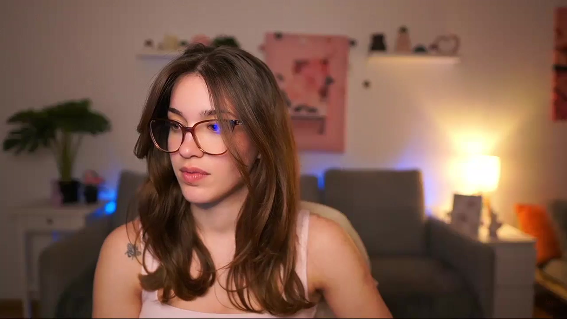 Gallery image thumbnail from Kissiecat's myfreecams stream on, 03/24/2026, 18:52 image 10 of 20