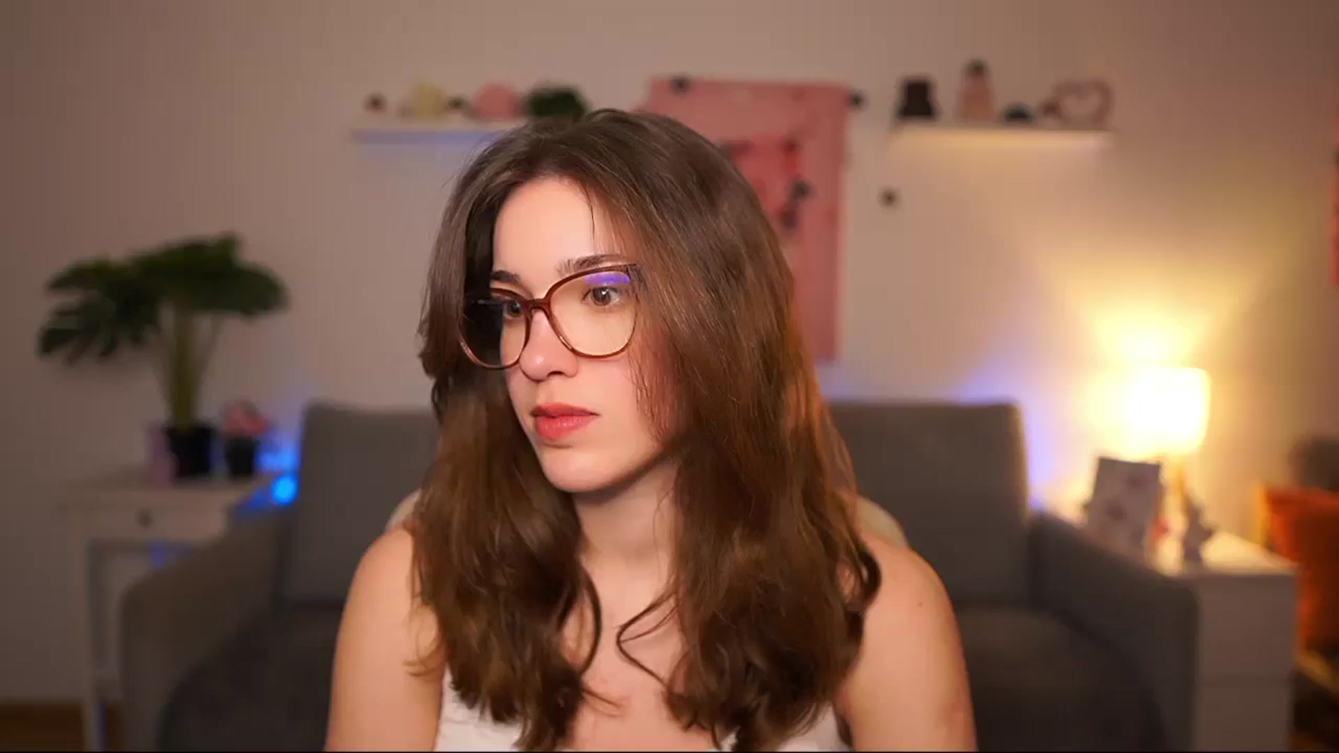 Gallery image thumbnail from Kissiecat's myfreecams stream on, 03/26/2026, 14:58 image 1 of 20