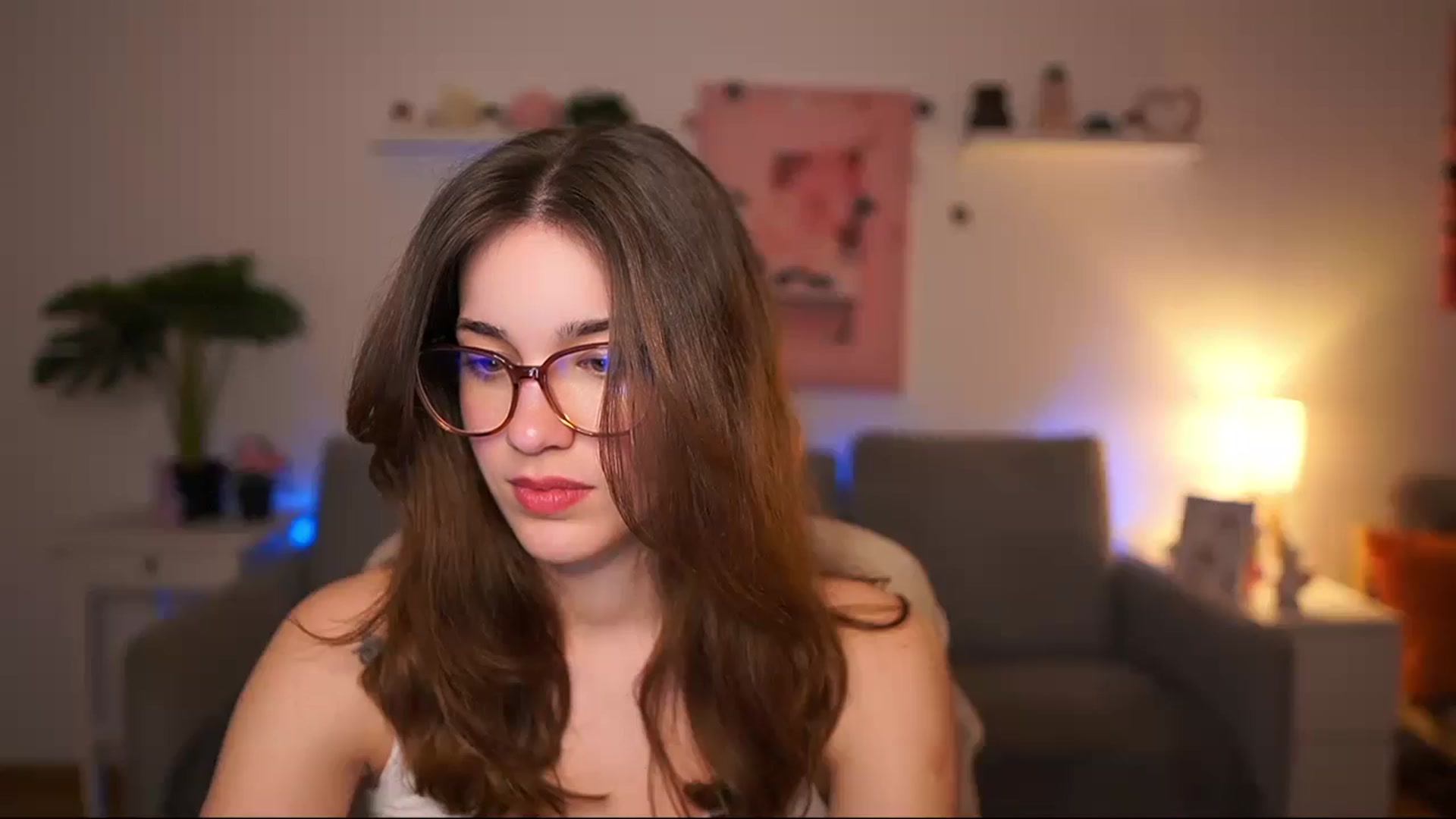 Gallery image thumbnail from Kissiecat's myfreecams stream on, 03/26/2026, 16:13 image 17 of 20