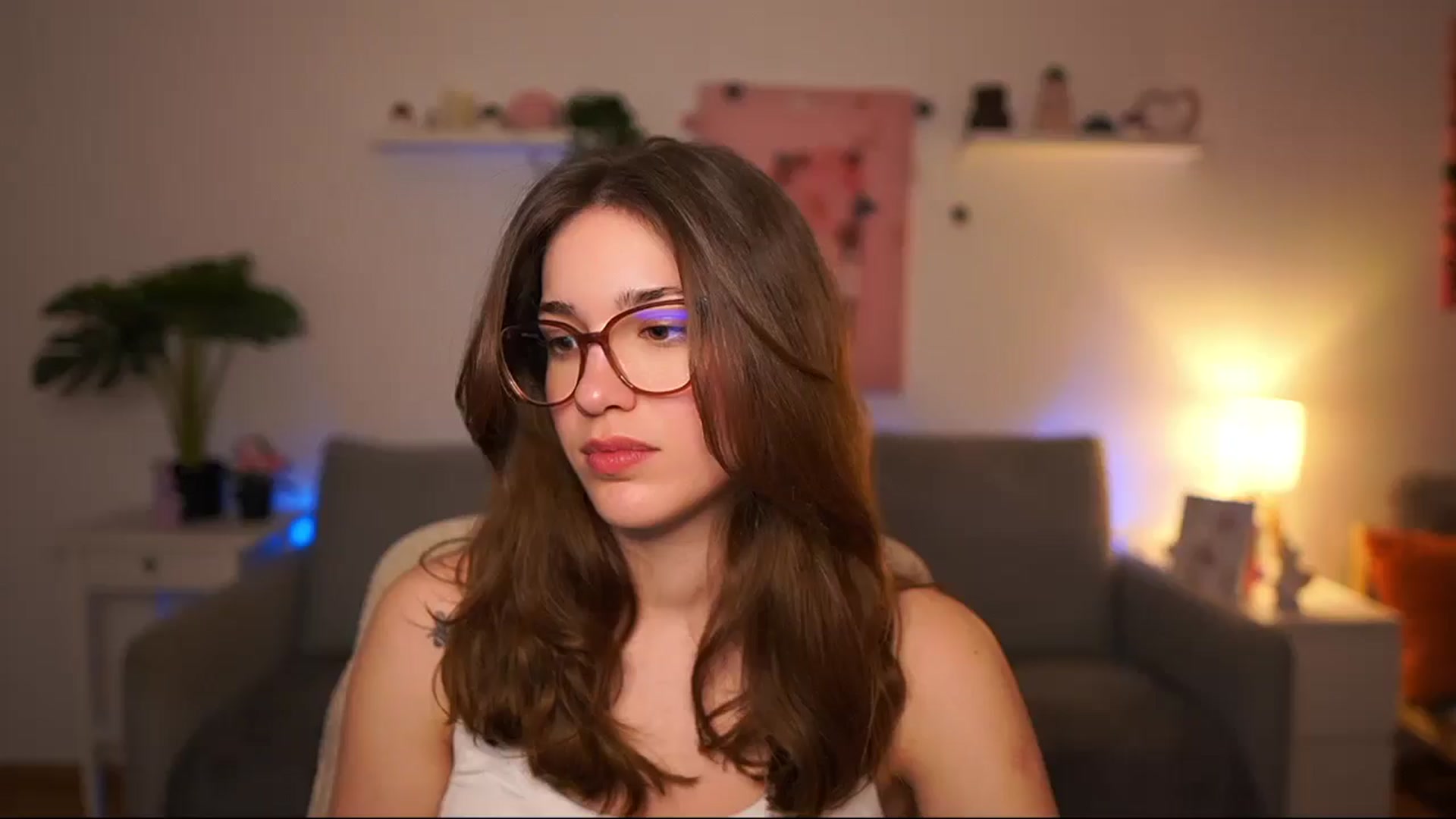 Gallery image thumbnail from Kissiecat's myfreecams stream on, 03/26/2026, 16:13 image 12 of 20
