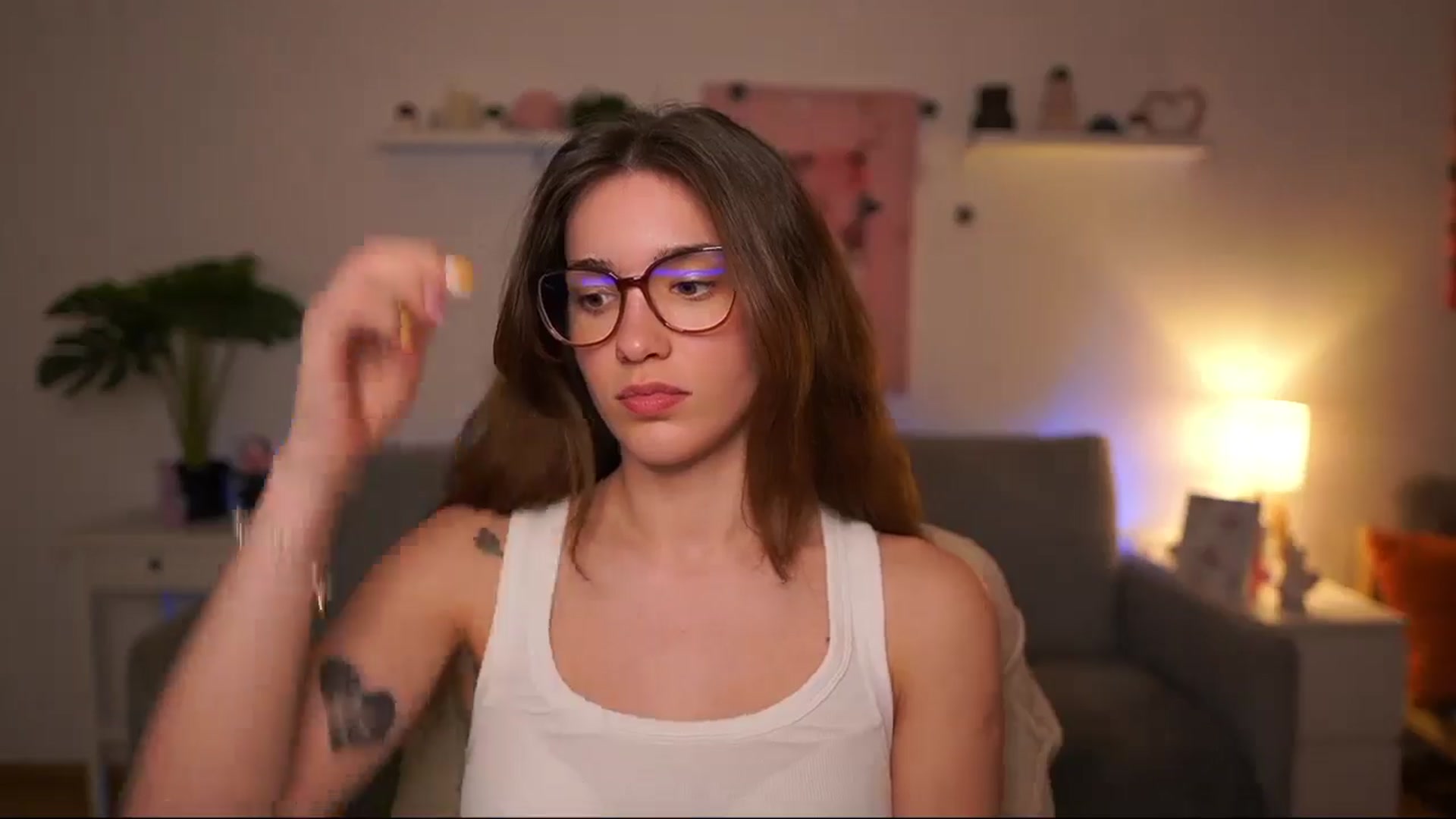 Gallery image thumbnail from Kissiecat's myfreecams stream on, 03/26/2026, 18:39 image 18 of 20