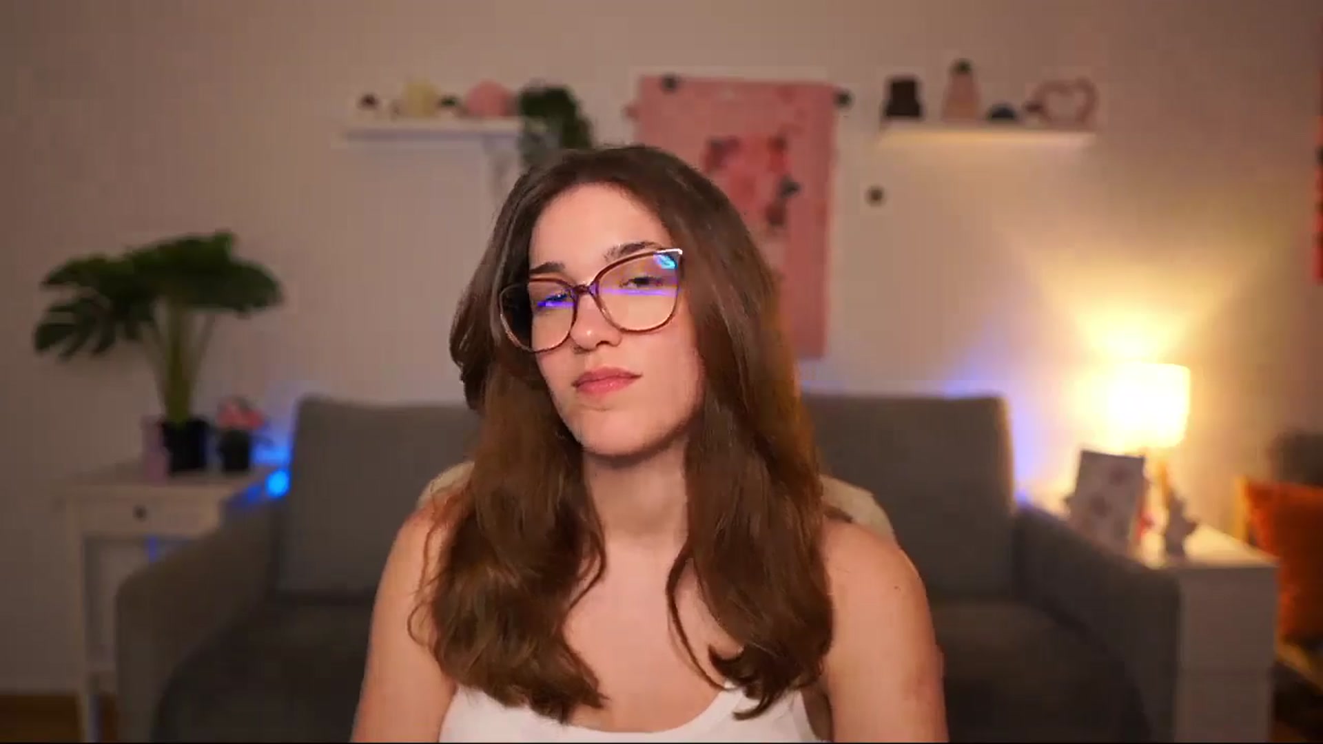 Gallery image thumbnail from Kissiecat's myfreecams stream on, 03/26/2026, 18:39 image 6 of 20