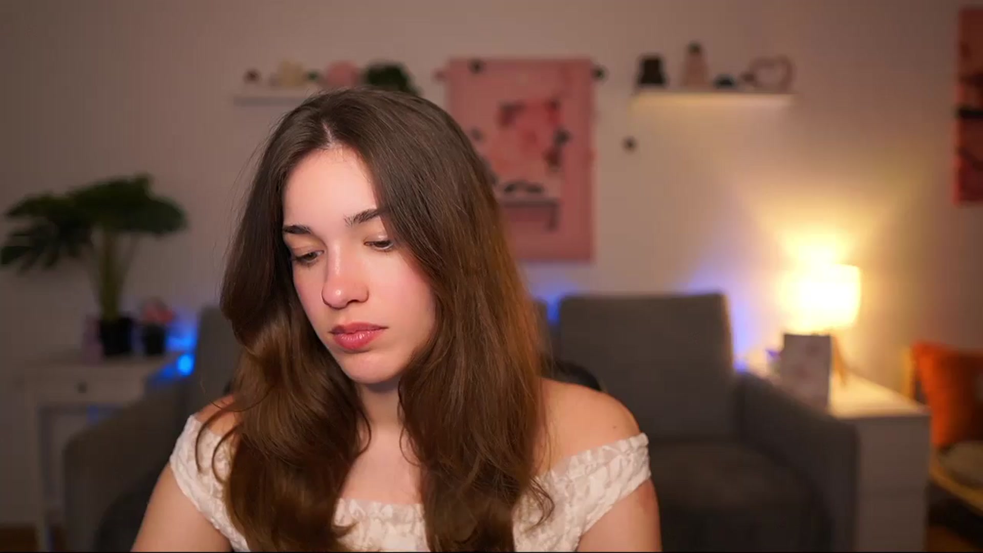 Gallery image thumbnail from Kissiecat's myfreecams stream on, 04/15/2026, 15:35 image 6 of 20