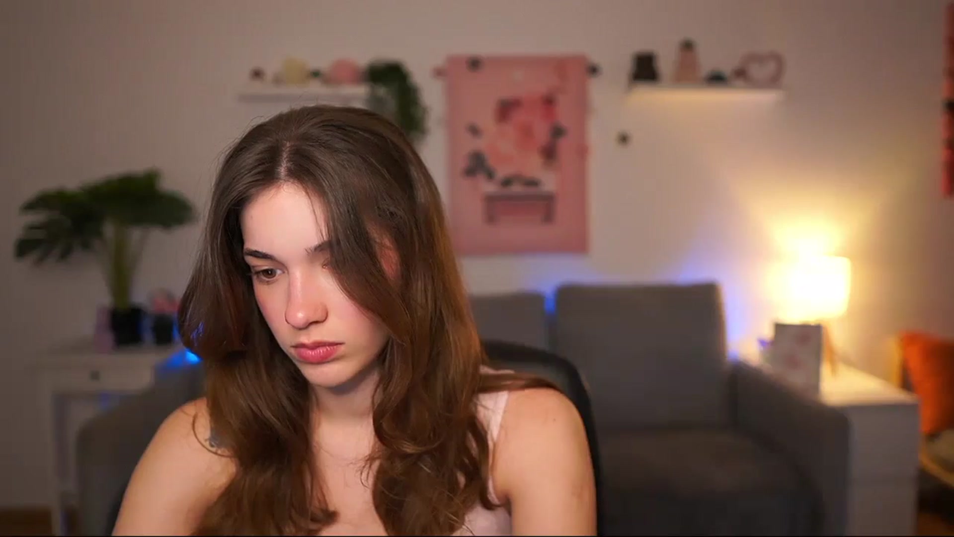 Gallery image thumbnail from Kissiecat's myfreecams stream on, 04/16/2026, 13:51 image 5 of 20