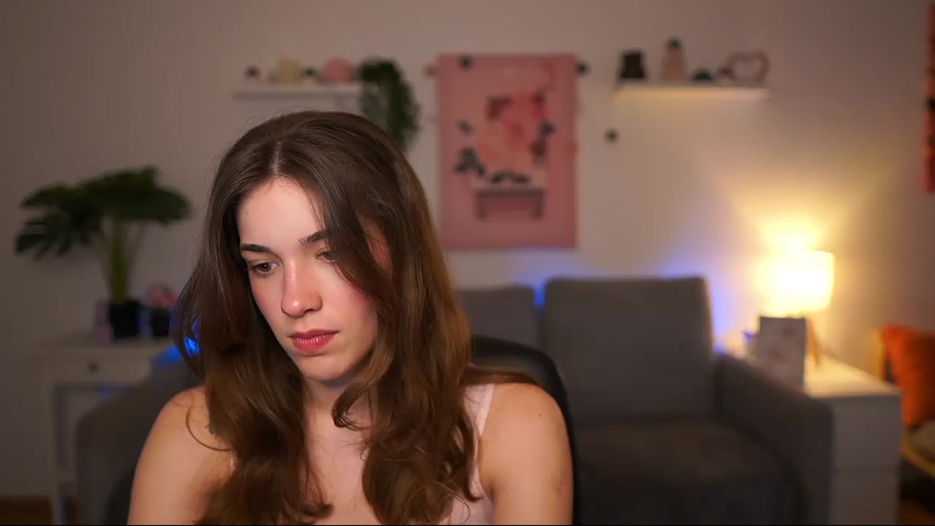 Gallery image thumbnail from Kissiecat's myfreecams stream on, 04/16/2026, 13:51 image 6 of 20