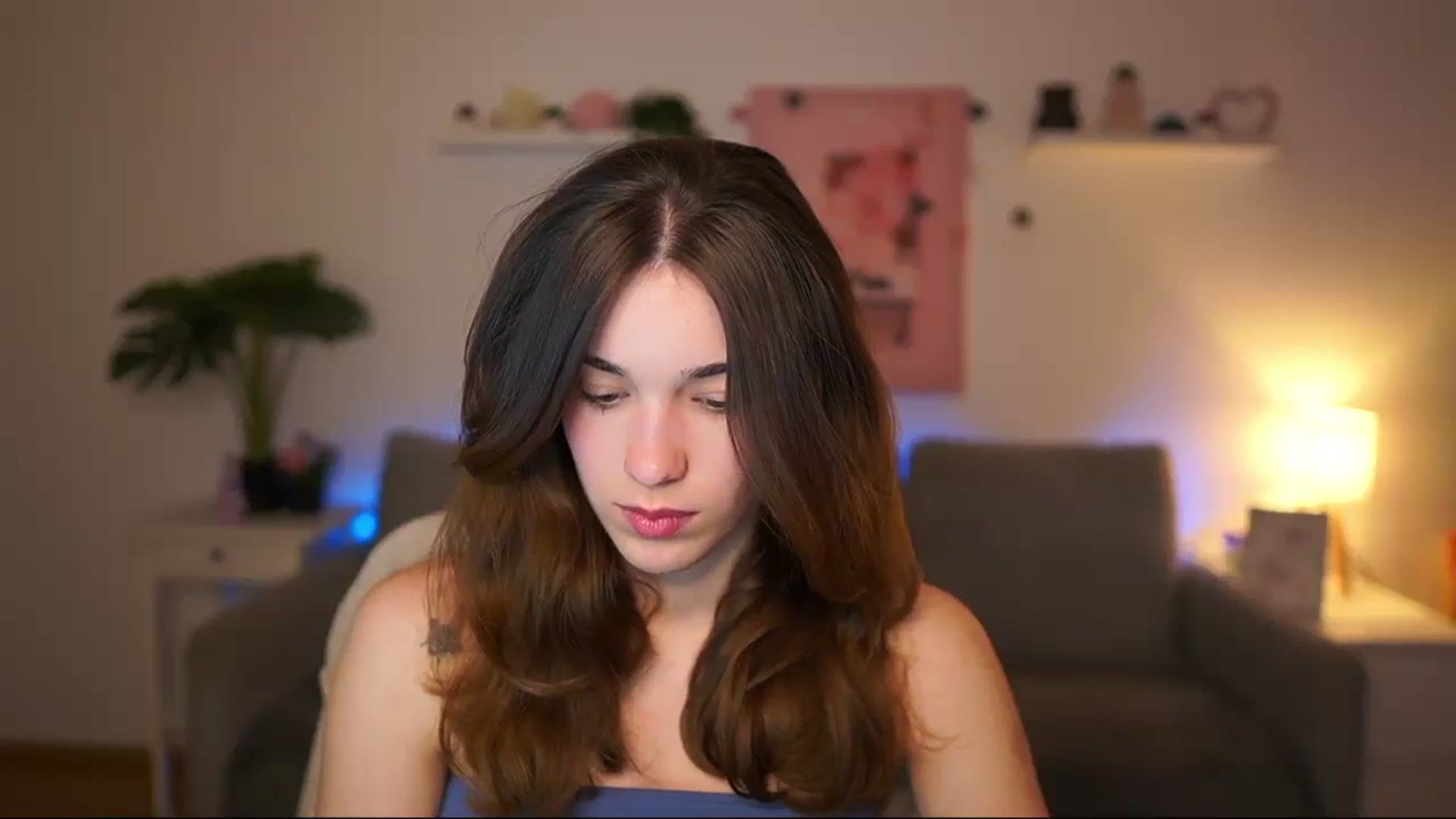 Gallery image thumbnail from Kissiecat's myfreecams stream on, 04/20/2026, 13:21 image 2 of 20