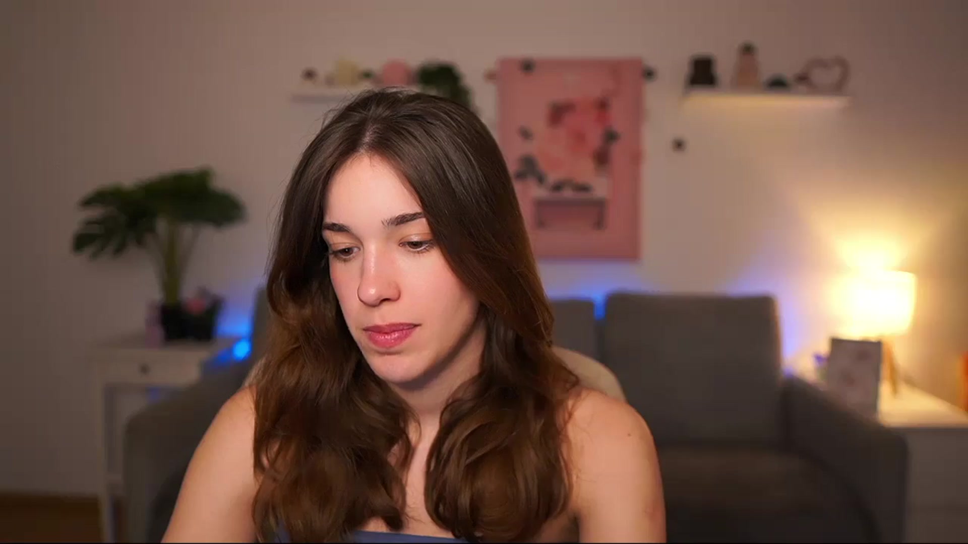 Gallery image thumbnail from Kissiecat's myfreecams stream on, 04/20/2026, 13:21 image 9 of 20