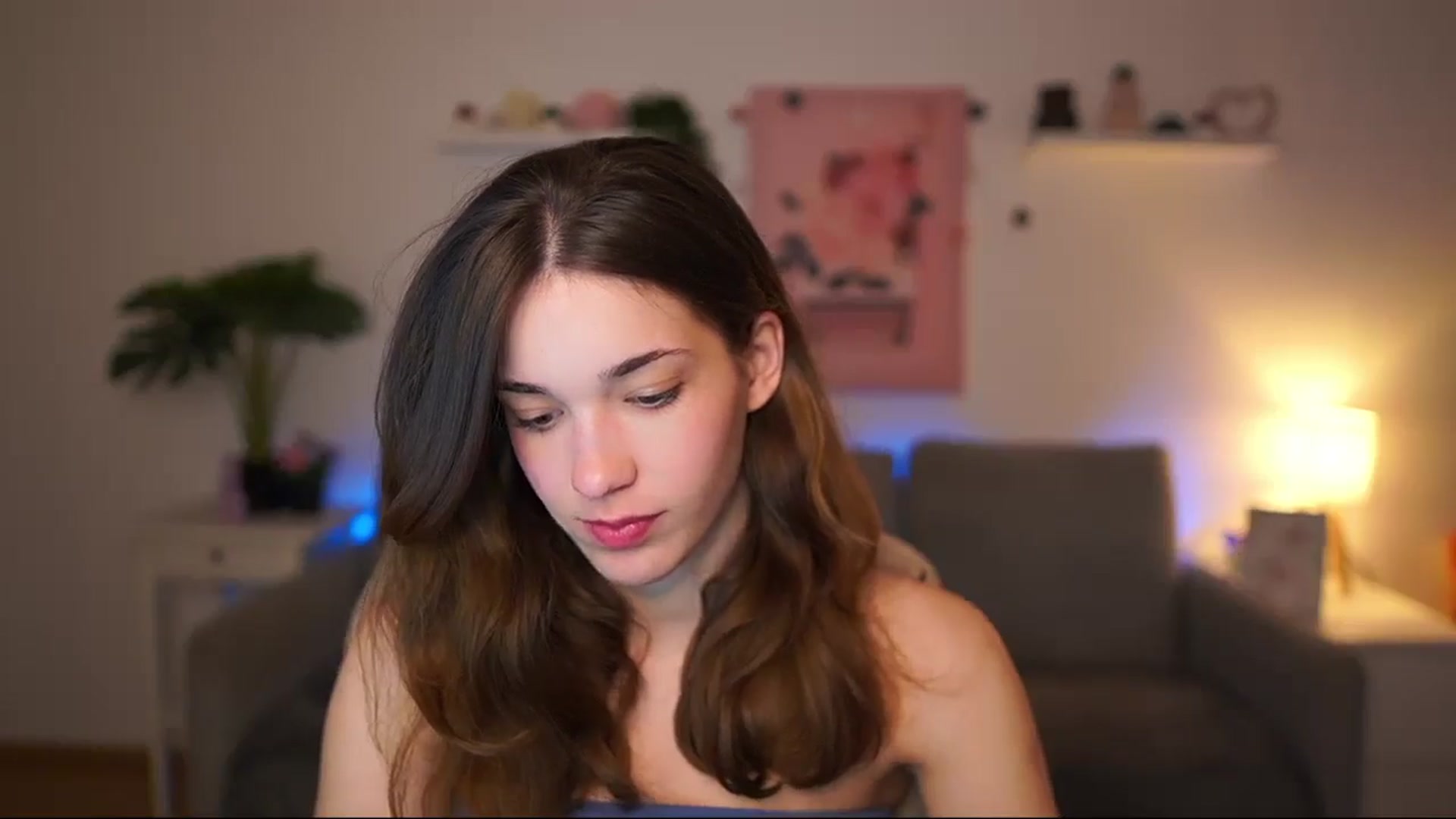 Gallery image thumbnail from Kissiecat's myfreecams stream on, 04/20/2026, 13:21 image 3 of 20