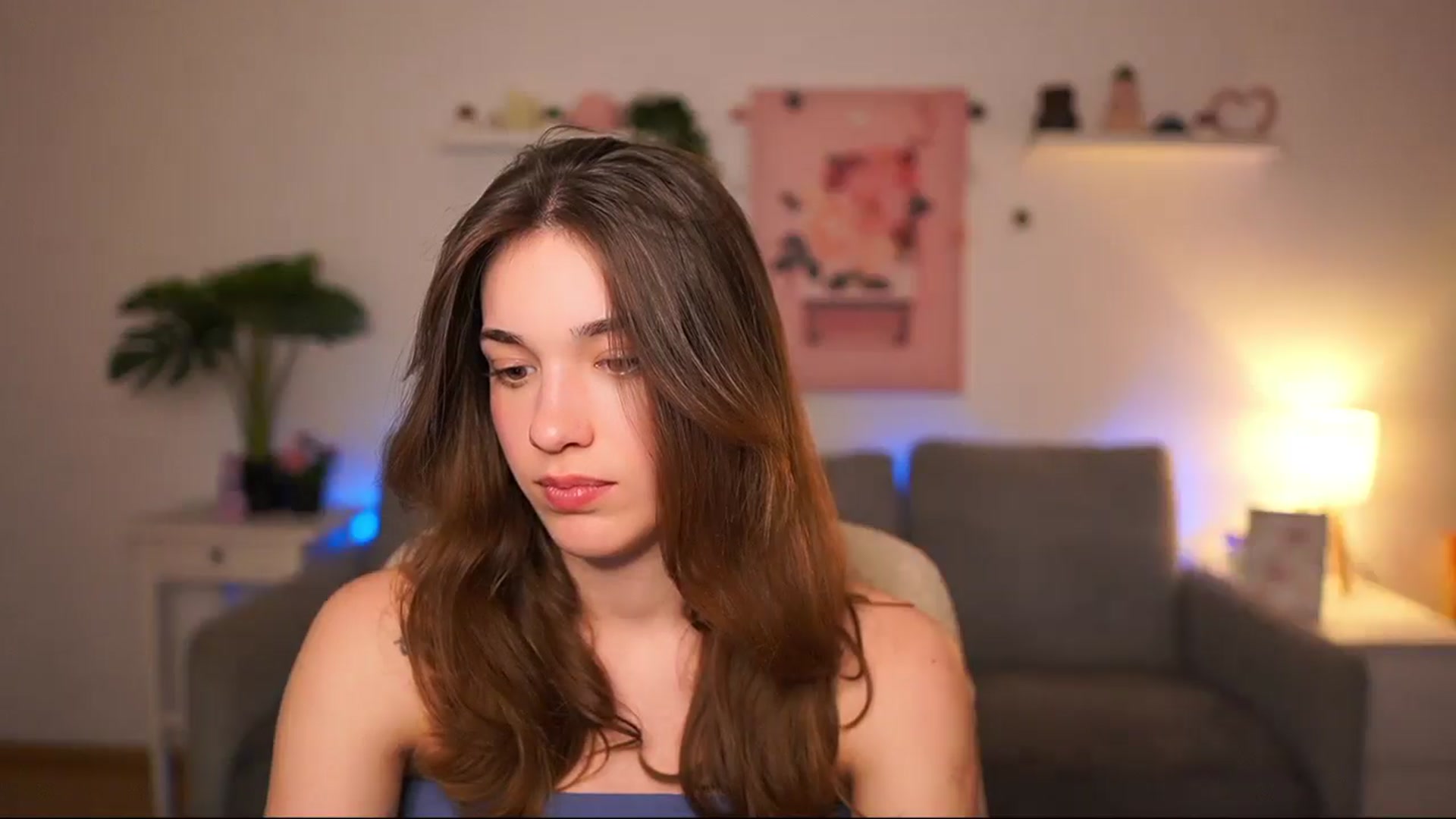 Gallery image thumbnail from Kissiecat's myfreecams stream on, 04/20/2026, 15:58 image 9 of 20