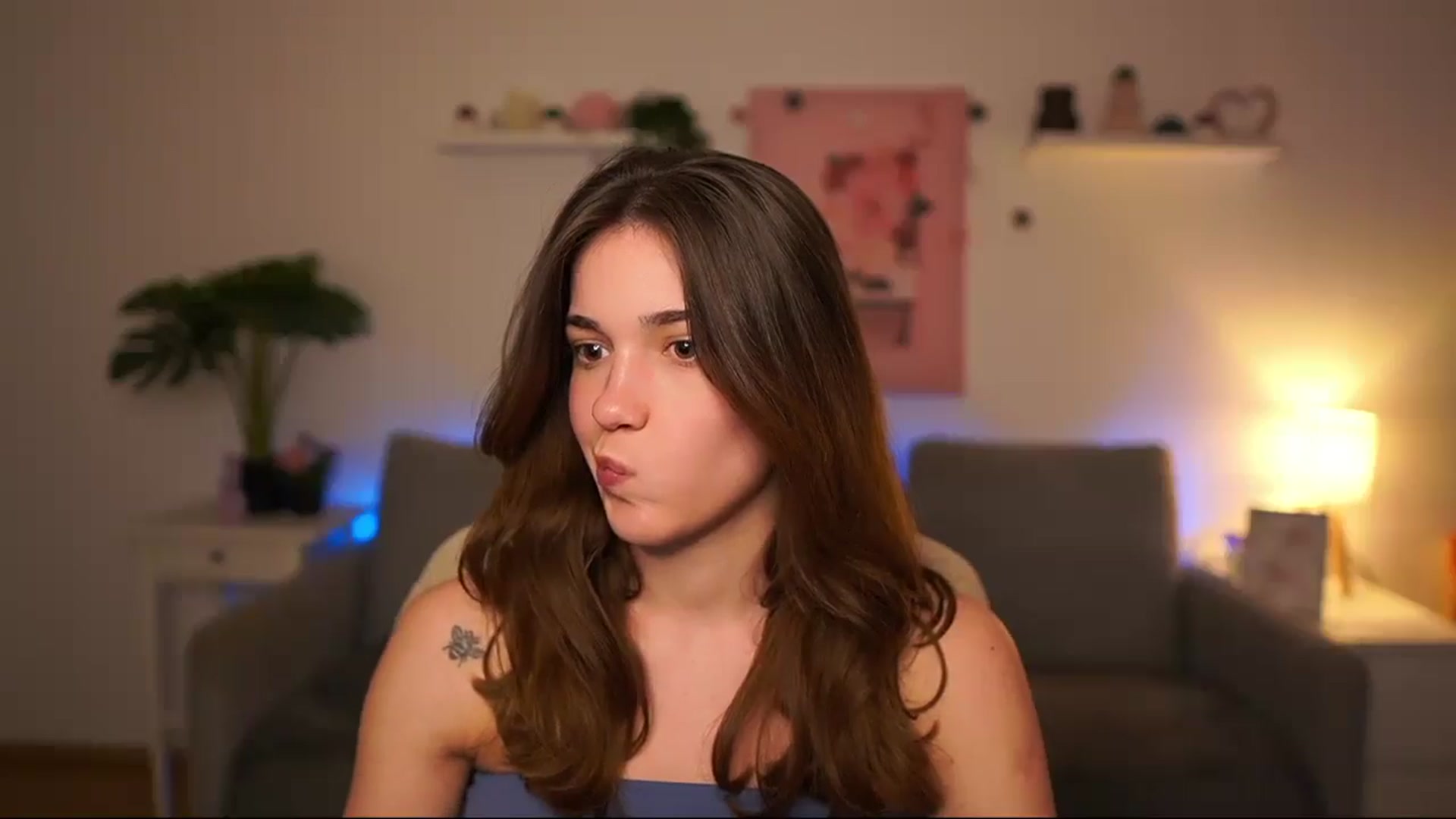 Gallery image thumbnail from Kissiecat's myfreecams stream on, 04/20/2026, 15:58 image 5 of 20