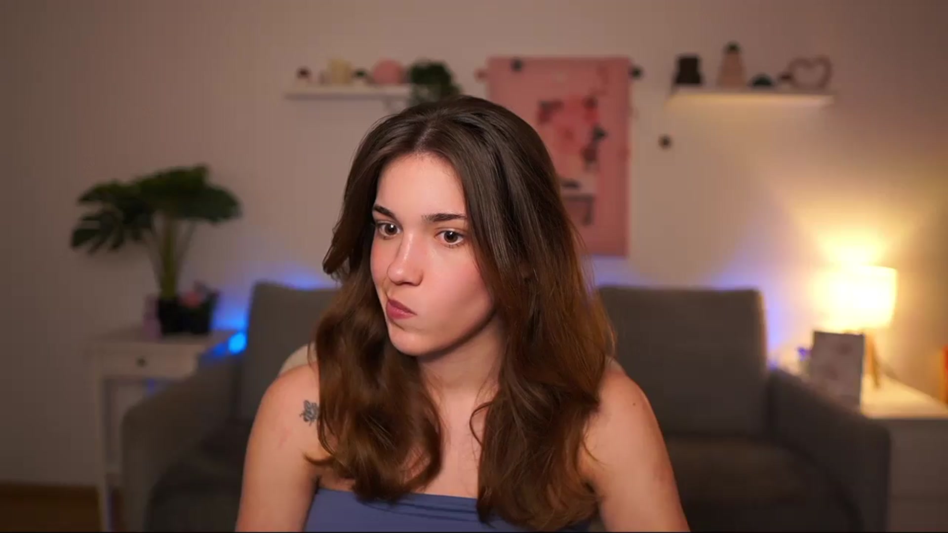 Gallery image thumbnail from Kissiecat's myfreecams stream on, 04/20/2026, 17:21 image 19 of 20