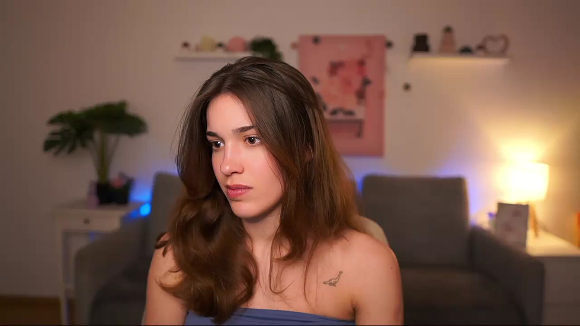 Gallery image thumbnail from Kissiecat's myfreecams stream on, 04/20/2026, 17:21 image 15 of 20