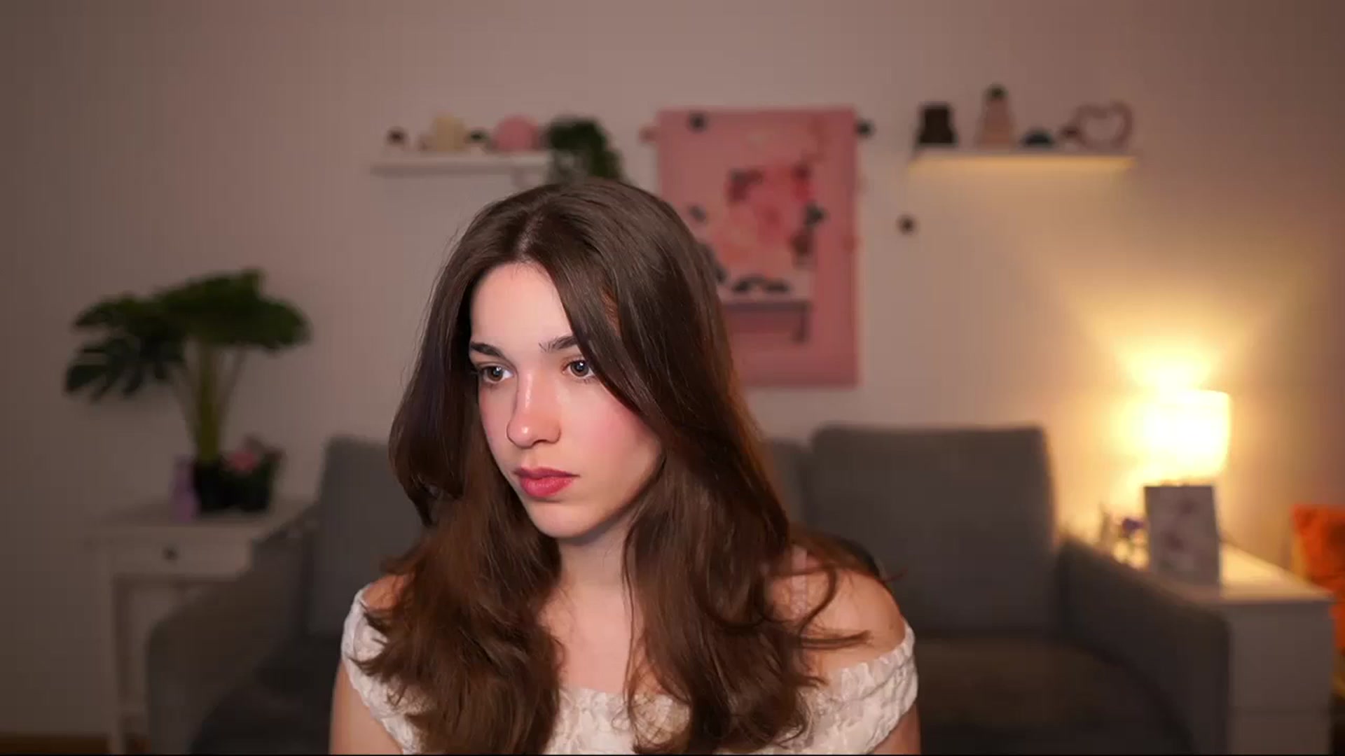 Gallery image thumbnail from Kissiecat's myfreecams stream on, 04/28/2026, 13:37 image 16 of 20