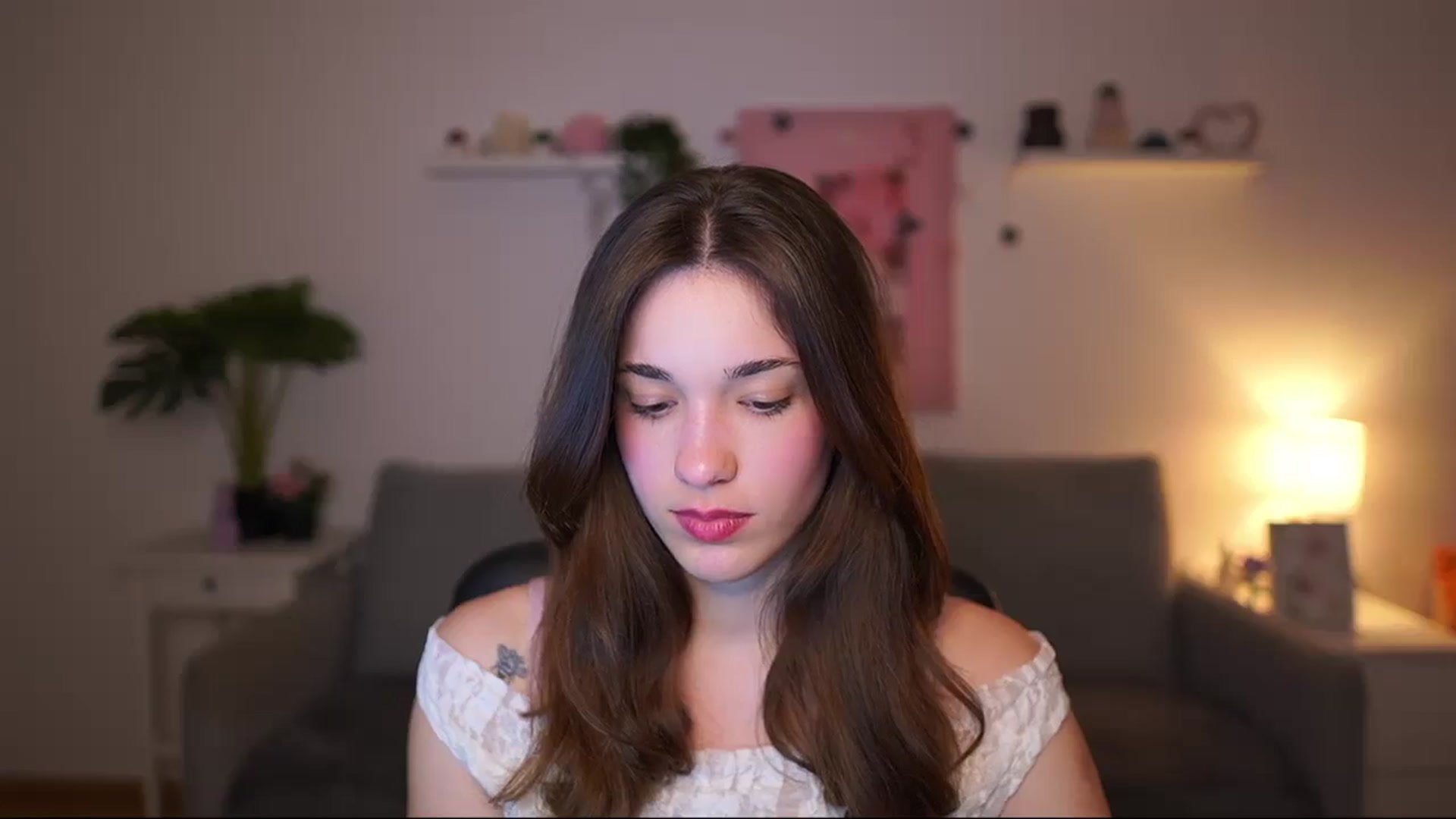 Gallery image thumbnail from Kissiecat's myfreecams stream on, 04/28/2026, 16:27 image 8 of 20