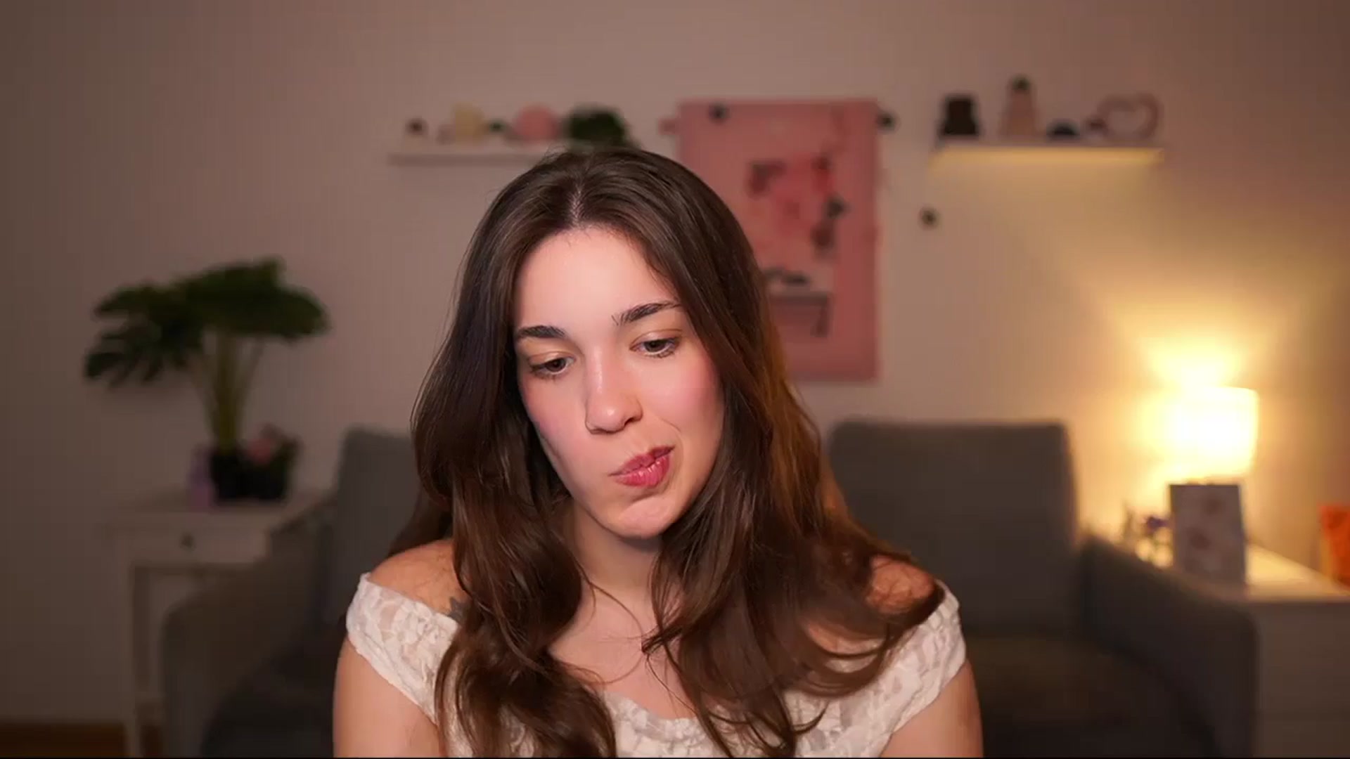 Gallery image thumbnail from Kissiecat's myfreecams stream on, 04/28/2026, 17:50 image 13 of 20