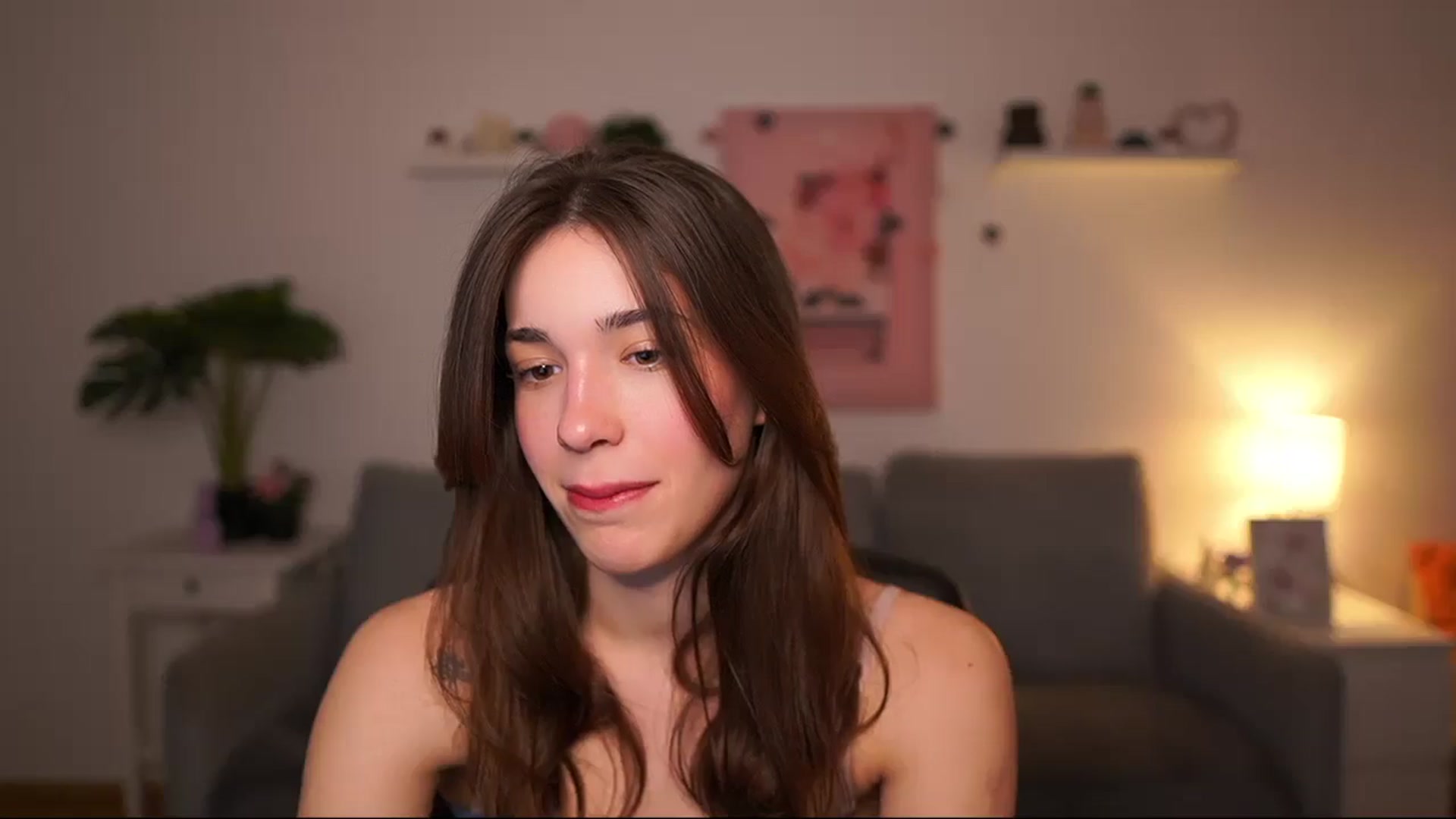 Gallery image thumbnail from Kissiecat's myfreecams stream on, 04/29/2026, 14:26 image 14 of 20