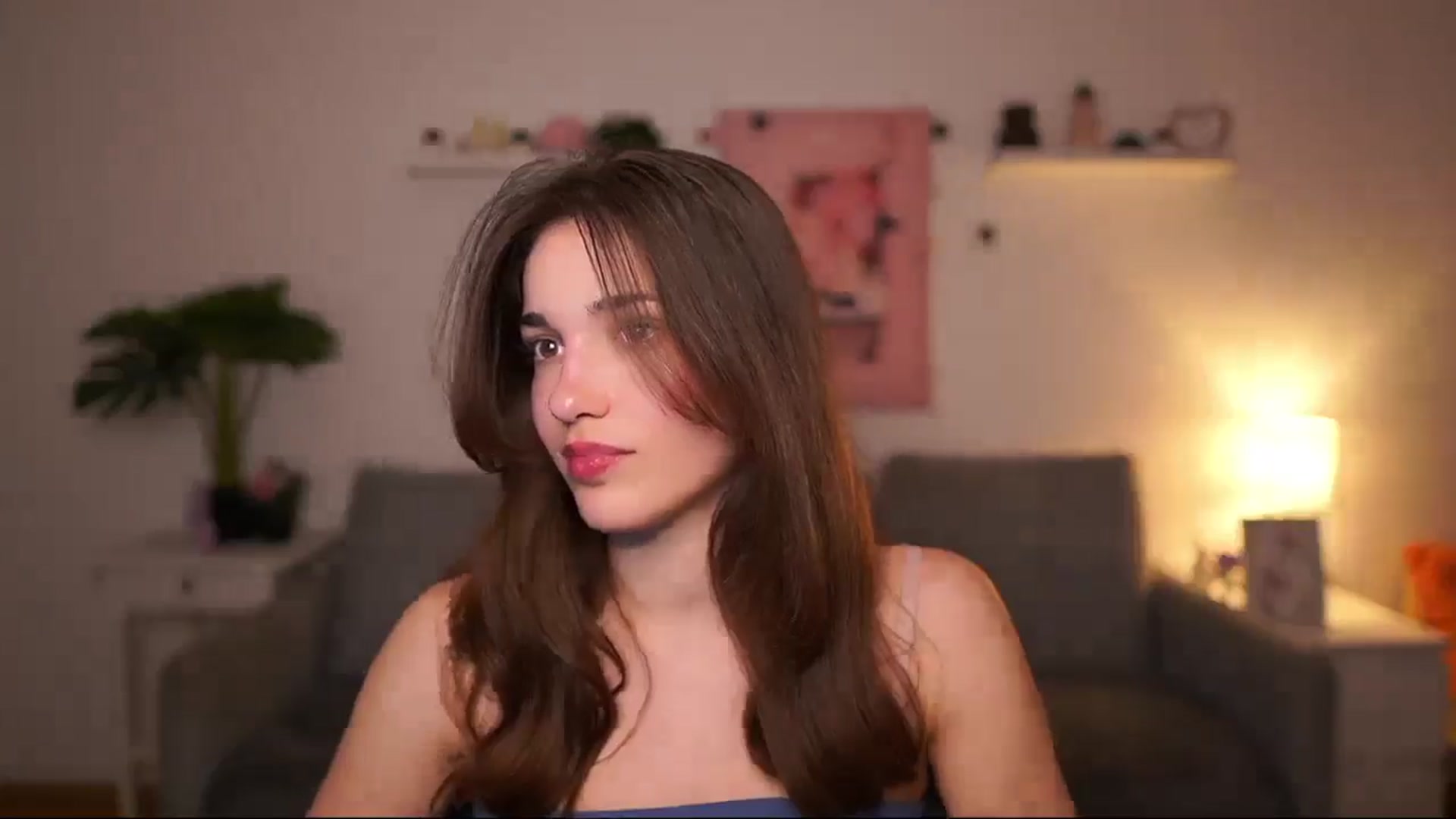 Gallery image thumbnail from Kissiecat's myfreecams stream on, 04/29/2026, 16:54 image 16 of 20
