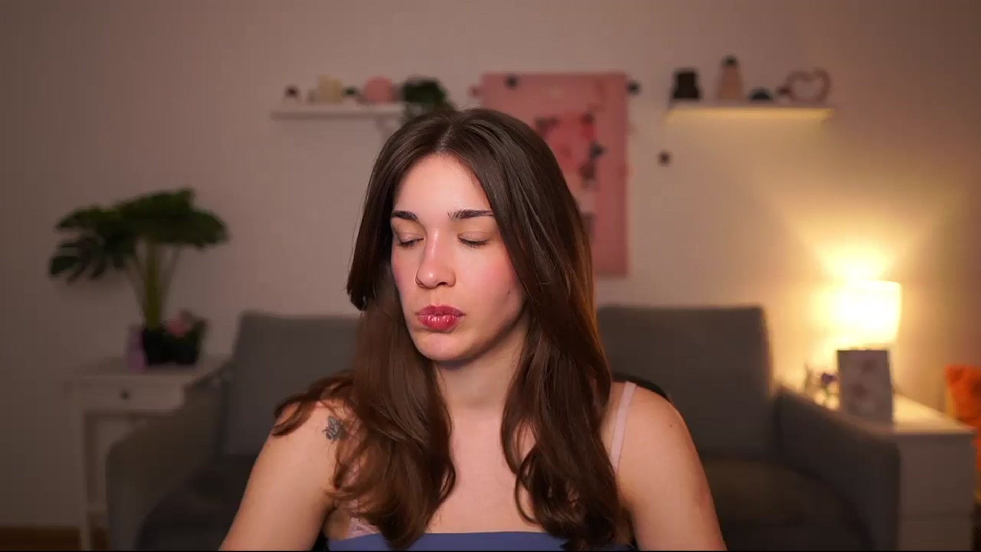 Gallery image thumbnail from Kissiecat's myfreecams stream on, 04/29/2026, 17:41 image 5 of 20