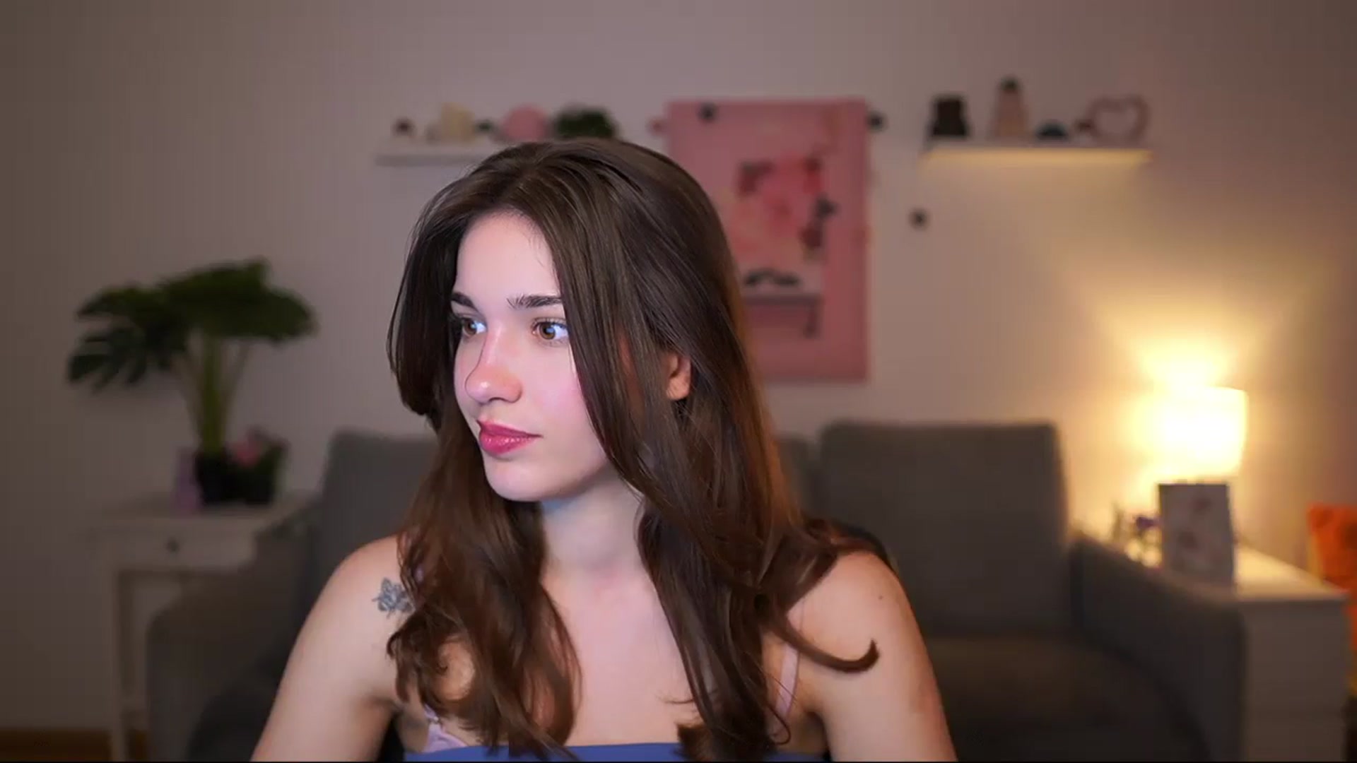 Gallery image thumbnail from Kissiecat's myfreecams stream on, 04/29/2026, 17:41 image 10 of 20