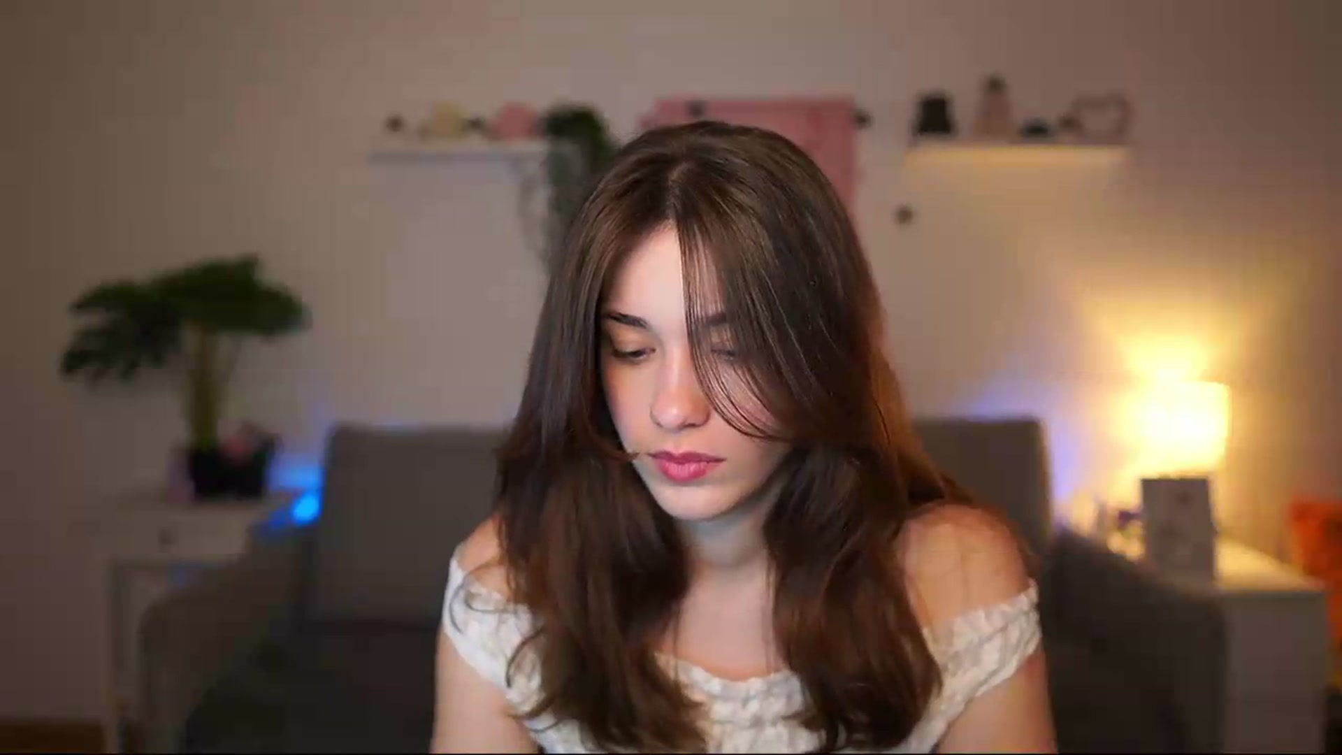 Gallery image thumbnail from Kissiecat's myfreecams stream on, 04/30/2026, 12:45 image 7 of 20