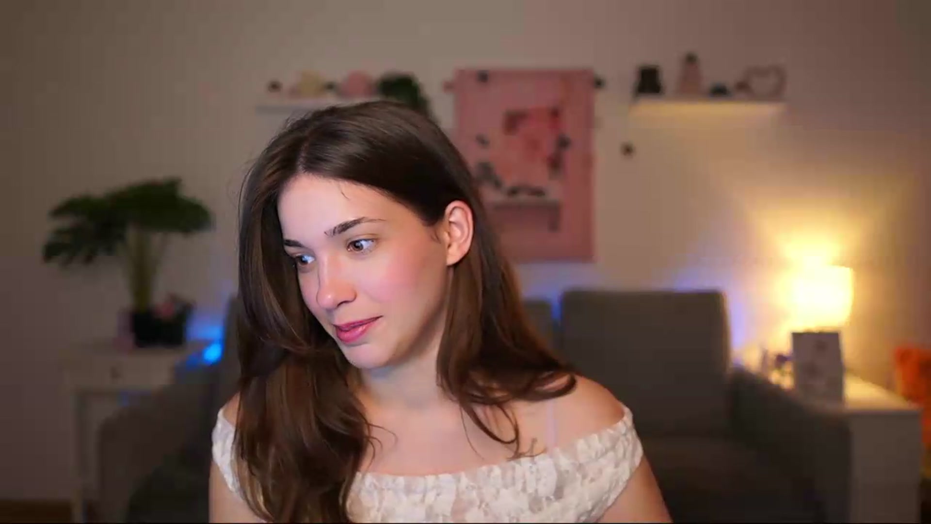 Gallery image thumbnail from Kissiecat's myfreecams stream on, 04/30/2026, 14:31 image 13 of 20