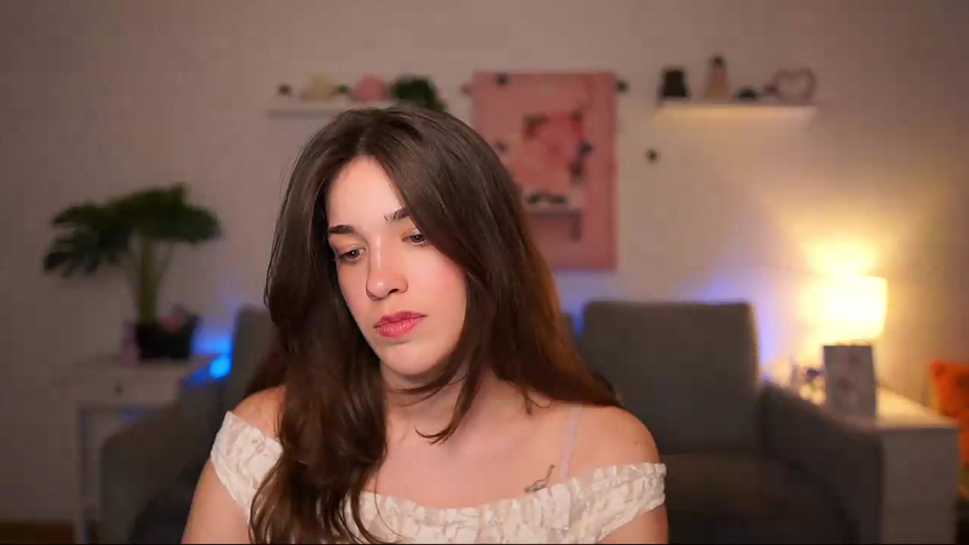 Gallery image thumbnail from Kissiecat's myfreecams stream on, 04/30/2026, 16:28 image 12 of 20