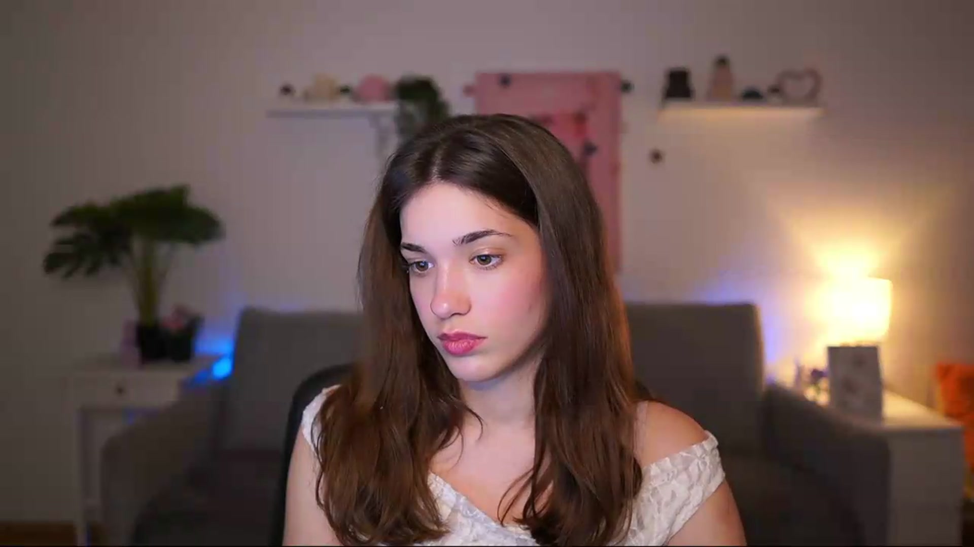 Gallery image thumbnail from Kissiecat's myfreecams stream on, 04/30/2026, 16:28 image 5 of 20