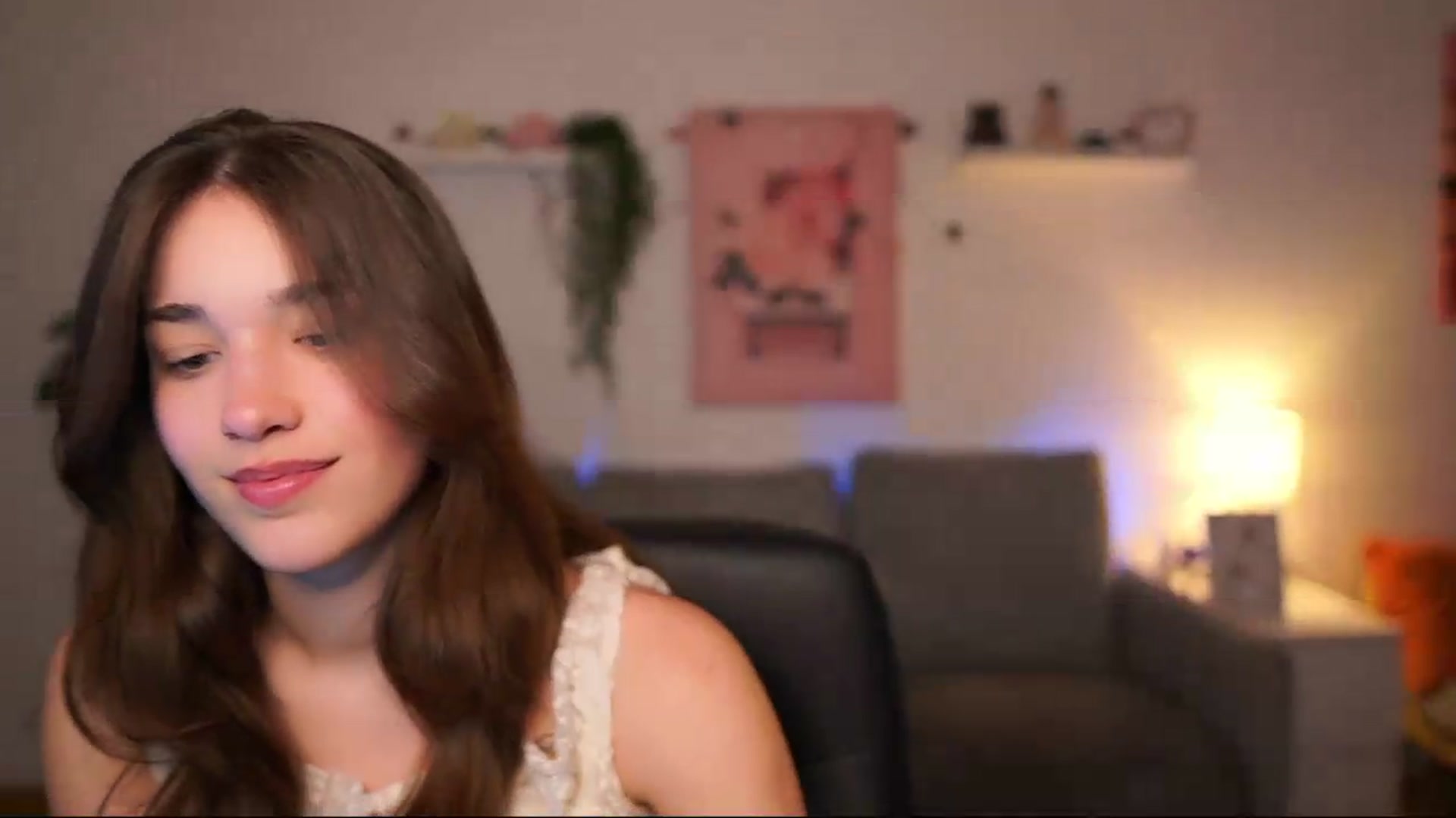 Gallery image thumbnail from Kissiecat's myfreecams stream on, 05/05/2026, 13:25 image 8 of 20