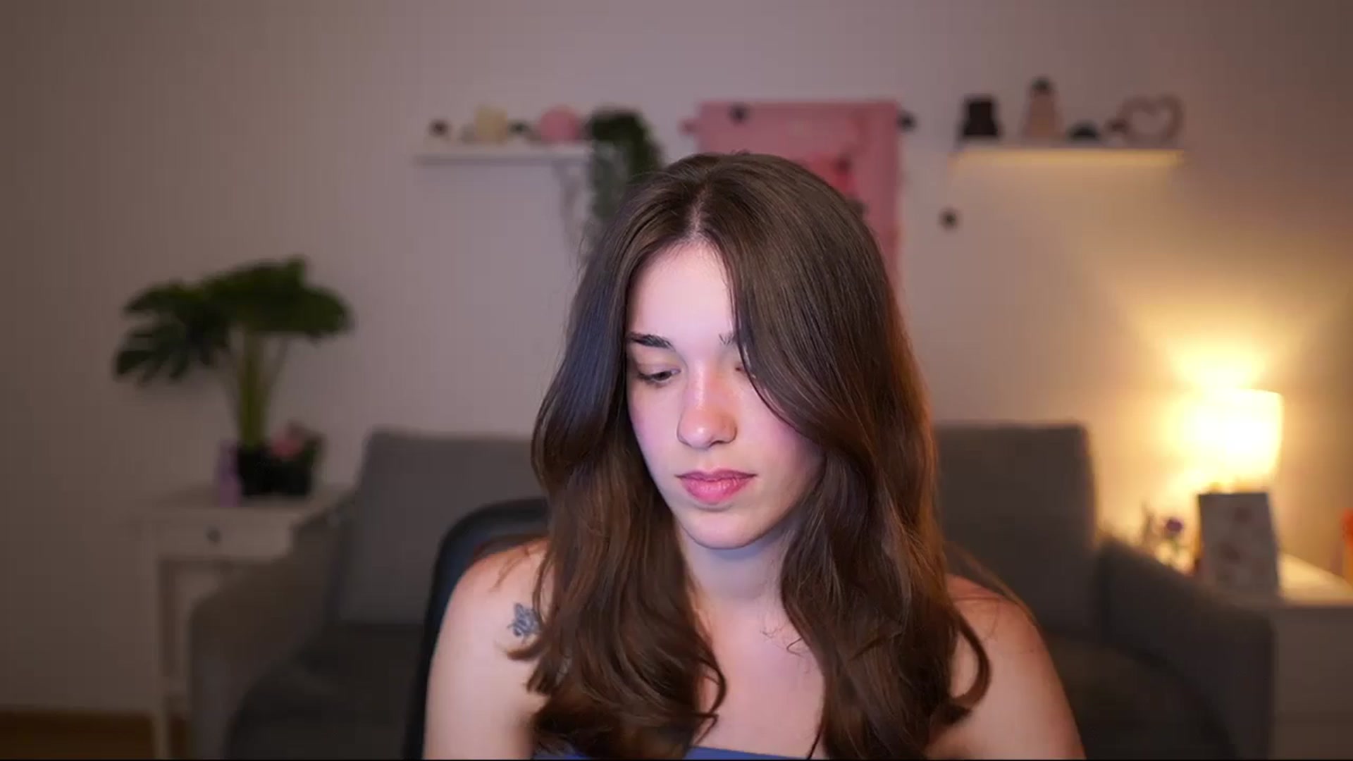 Gallery image thumbnail from Kissiecat's myfreecams stream on, 05/06/2026, 17:09 image 17 of 20