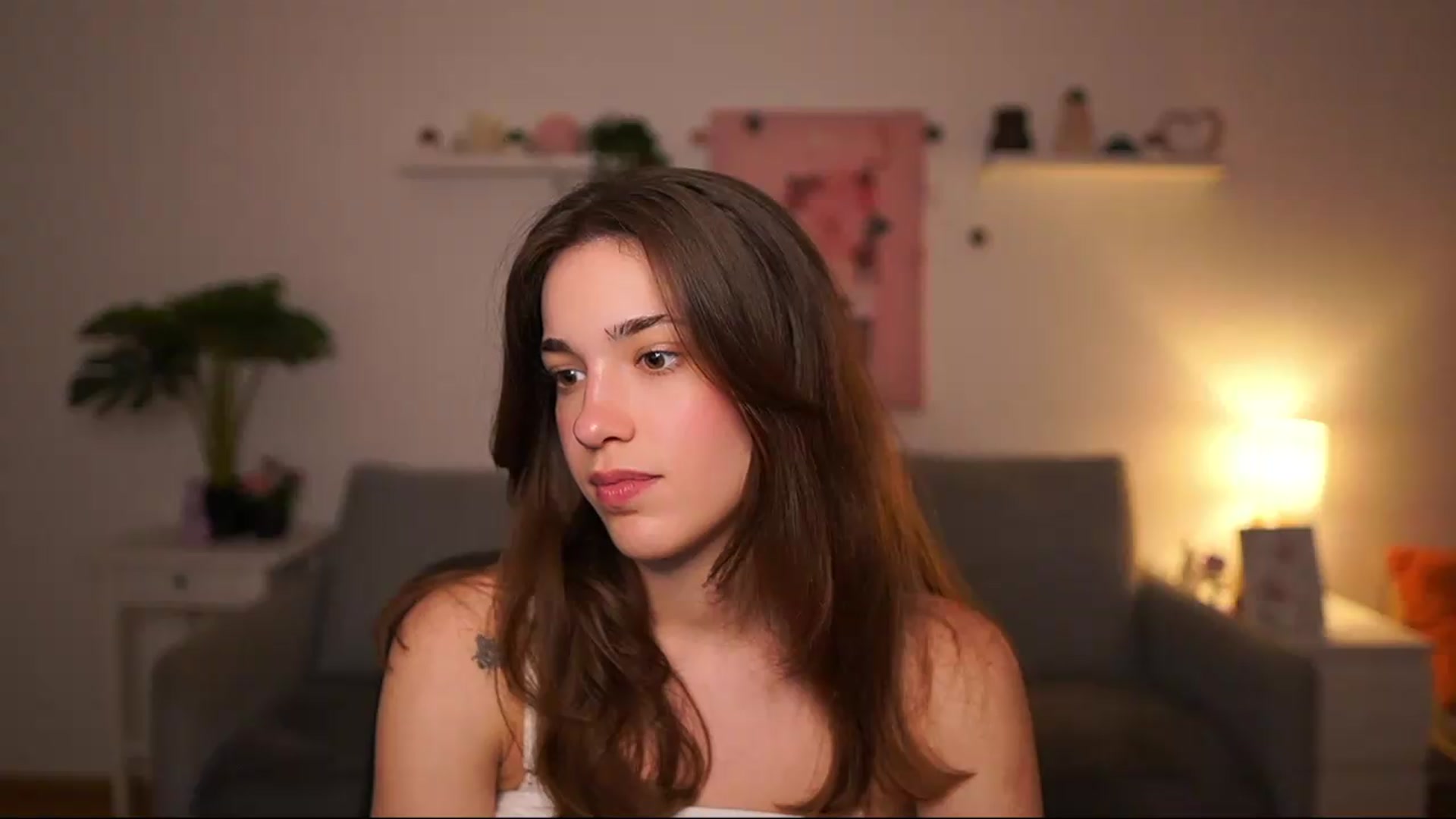 Gallery image thumbnail from Kissiecat's myfreecams stream on, 05/07/2026, 14:22 image 16 of 20